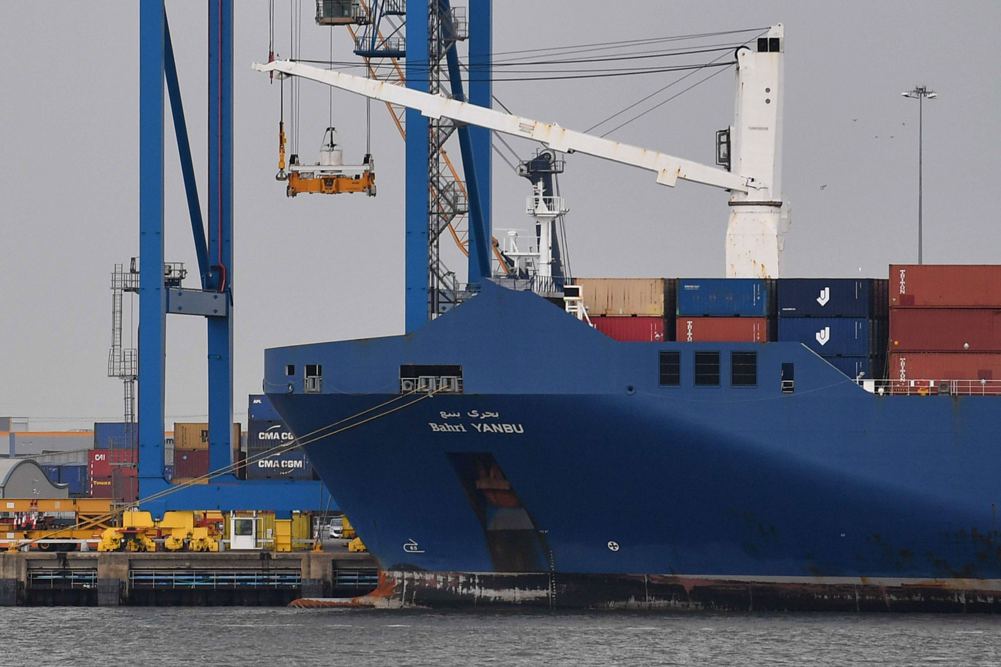سفينة بحري ينبع السعودية في ميناء سين ماريتيم 