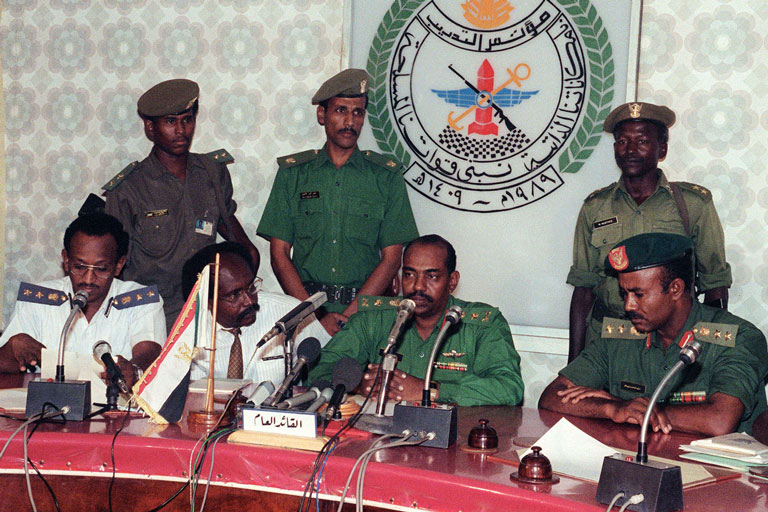 البشير جاء للحكم بانقلاب عسكري دعمه الاسلاميون في 1989