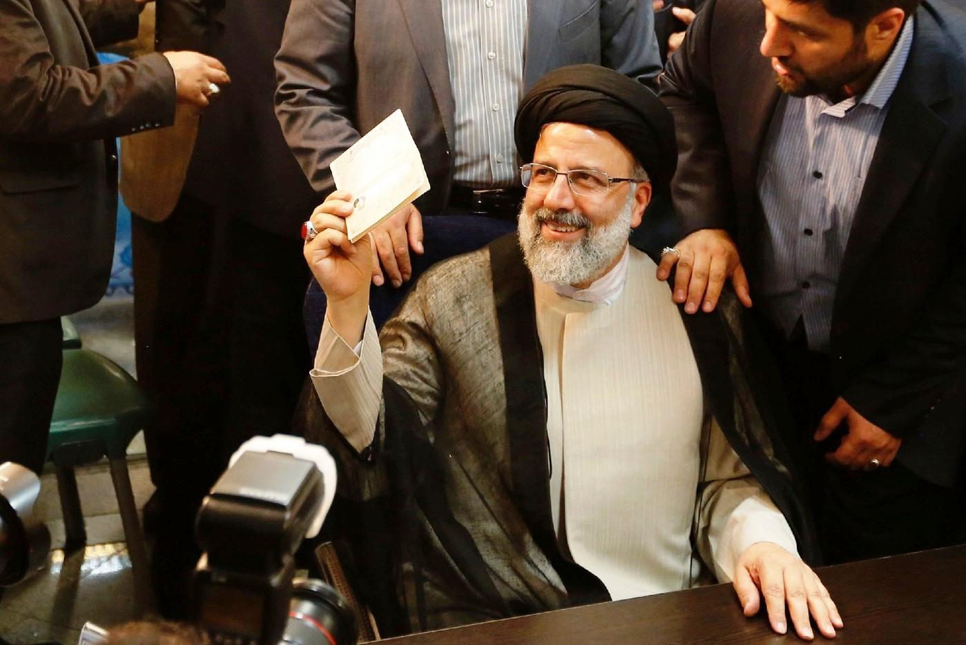 ابرهيم رئيسي رئيس السلطة القضائية في ايران
