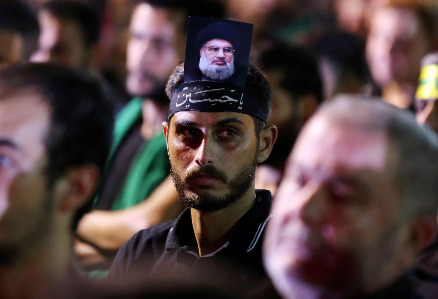 ناشط من حزب الله في بيروت