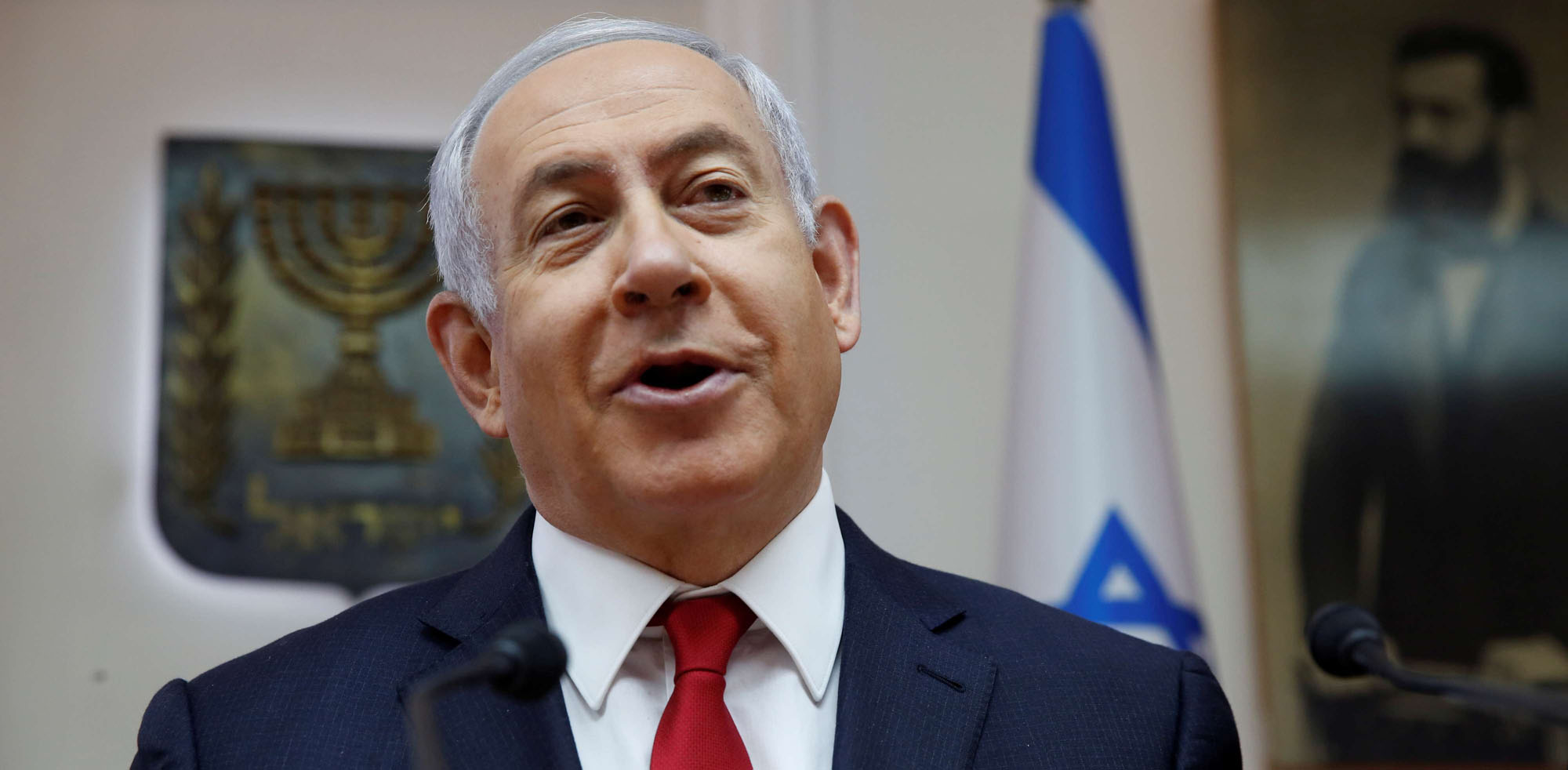 نتانياهو لا يعتزم الاستقالة حتى لو وُجهت له اتهامات رسمية