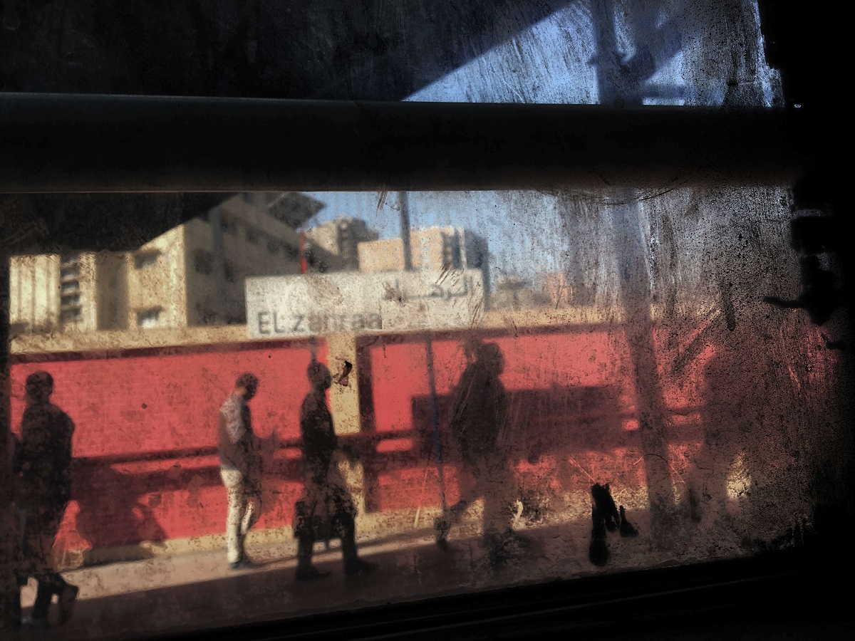  أشخاص شوهدوا من نافذة مترو في محطة مترو الزهراء في القاهرة