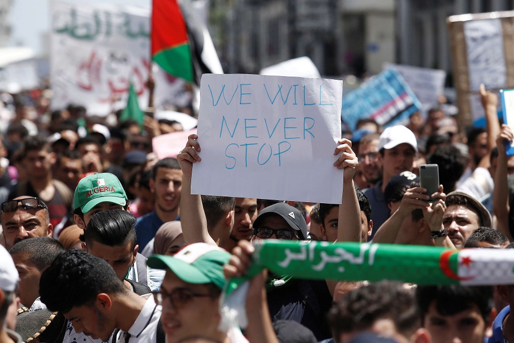 الاحتجاجات في الجزائر