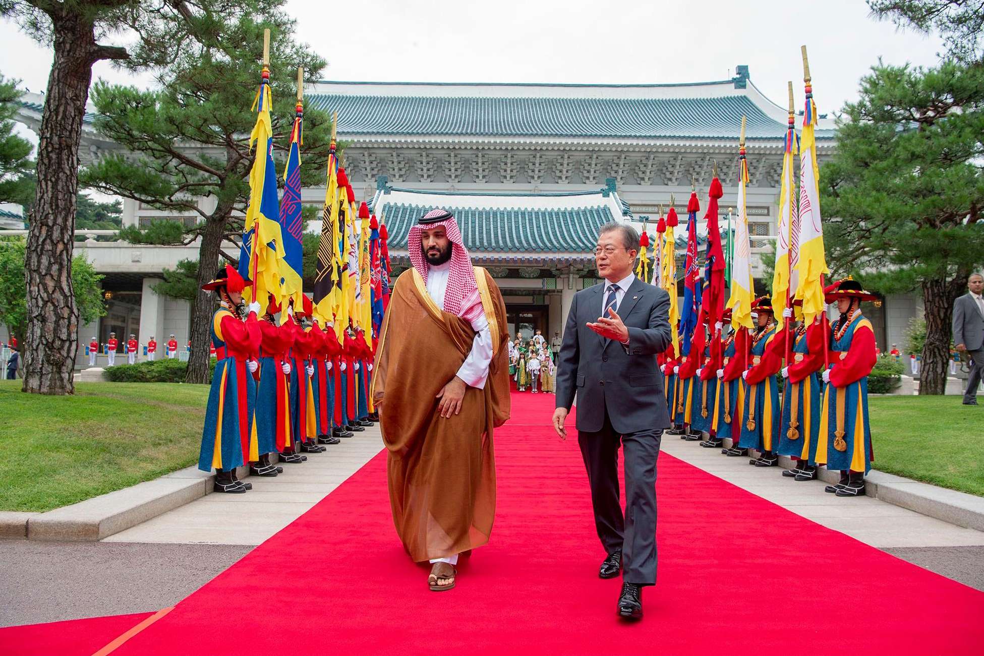 الرئيس الكوري الجنوبي مون جاي وولي العهد السعودي الامير محمد بن سلمان