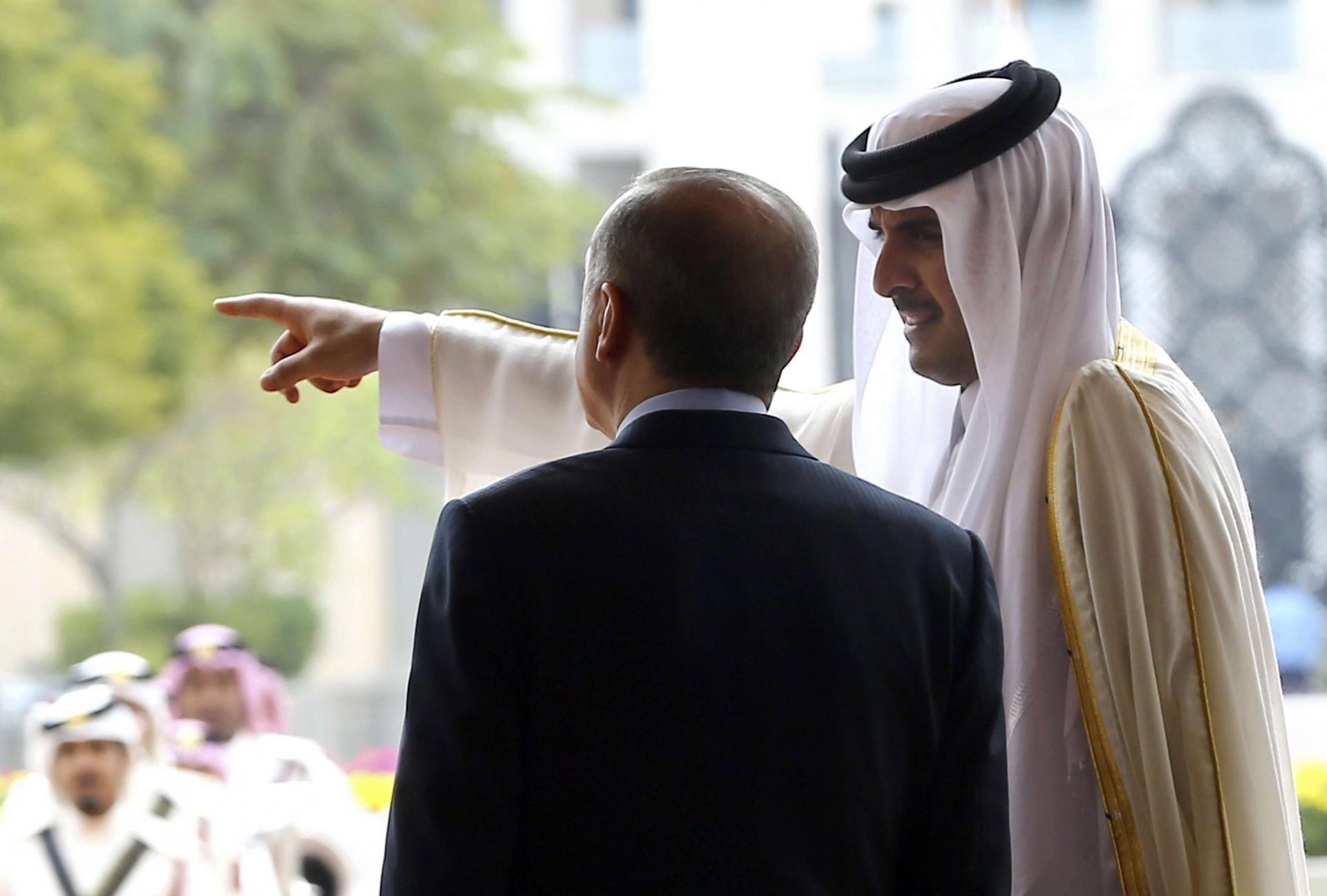 أمير قطر الشيخ تميم بن حمد آل ثاني والرئيس التركي رجب طيب اردوغان