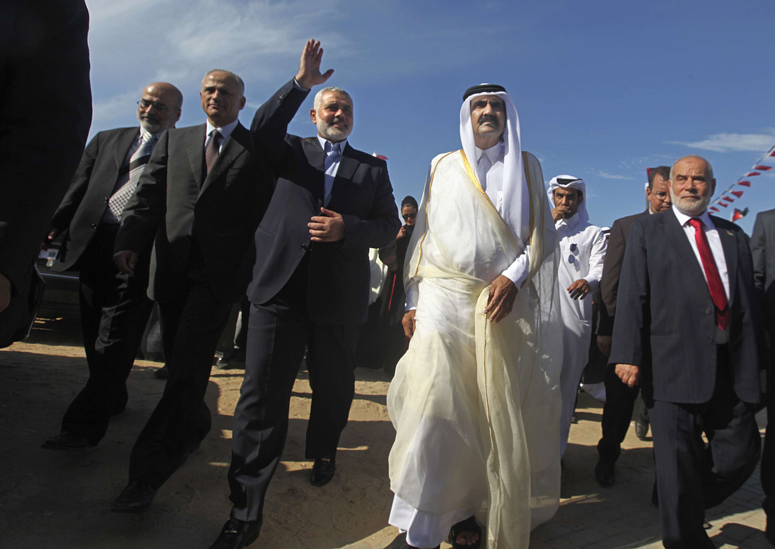 قطر تسعى للمحافظة على علاقة وطيدة مع حماس وذلك بضمان وصول المال اليها 