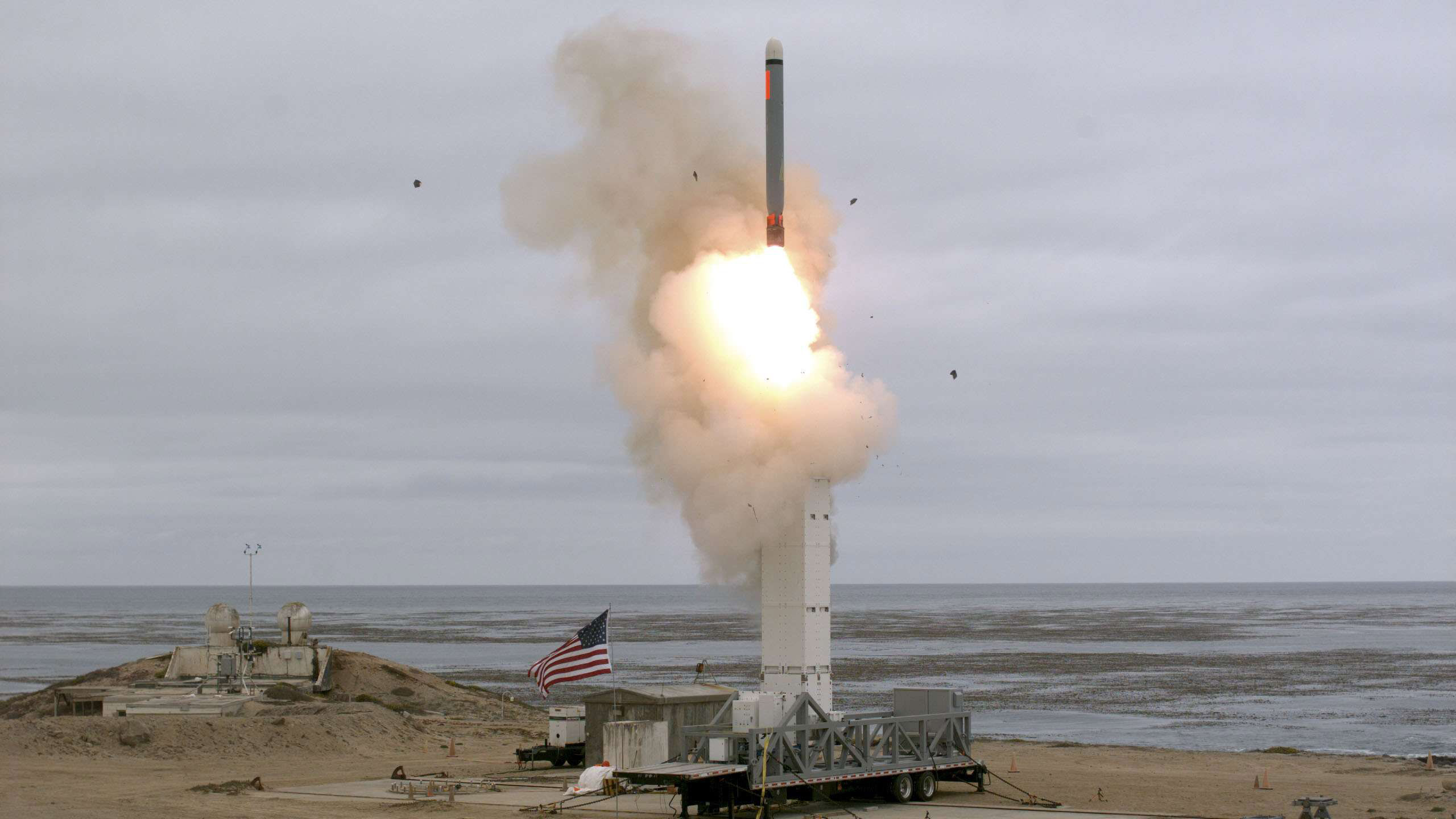 إطلاق الصاروخ تم بنظام إطلاق عمودي من نوع "مارك 41"