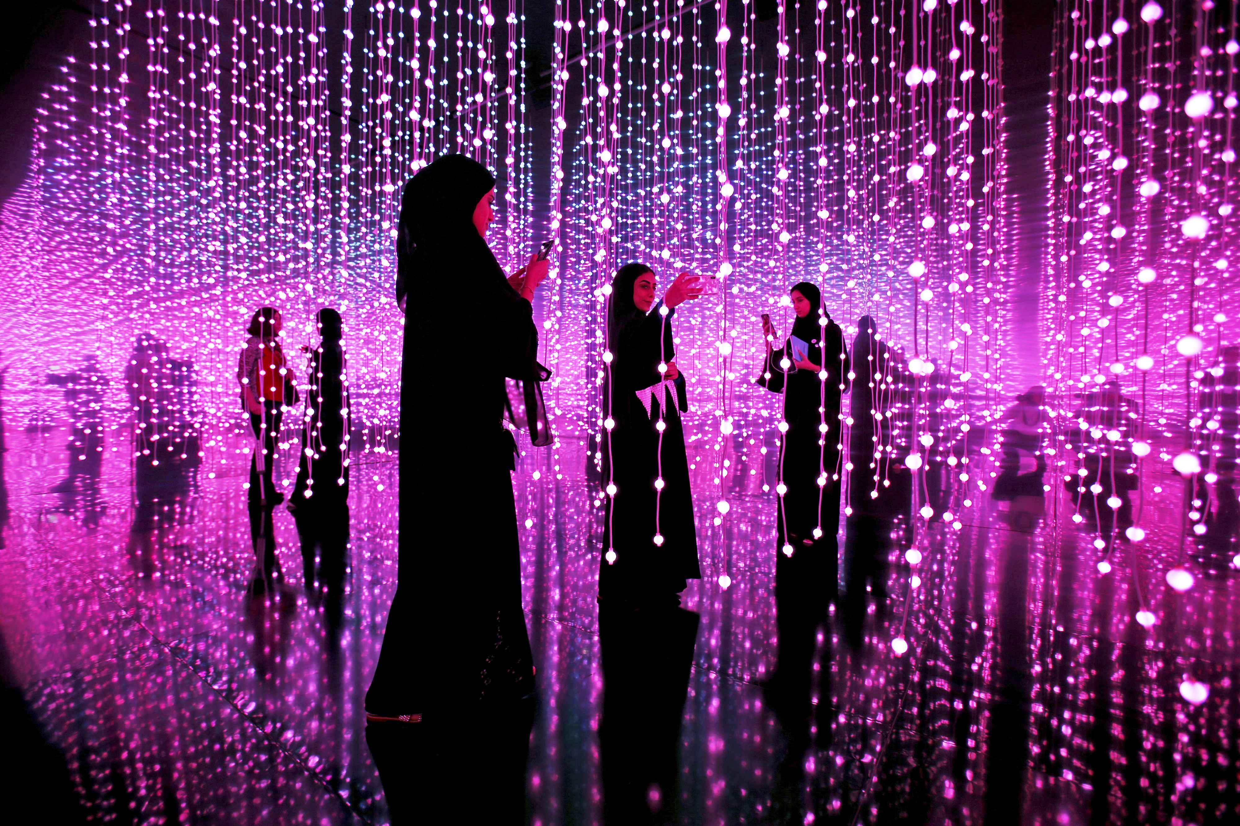 ثقة المرأة العربية تتعزز بإجراءات إماراتية وقائية