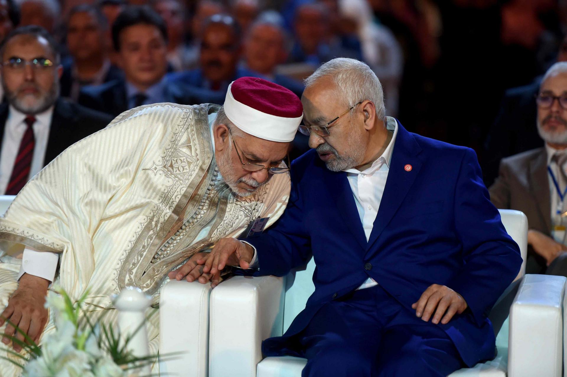 رئيس حركة النهضة راشد الغنوشي ونائب الرئيس عبدالفتاح مورو