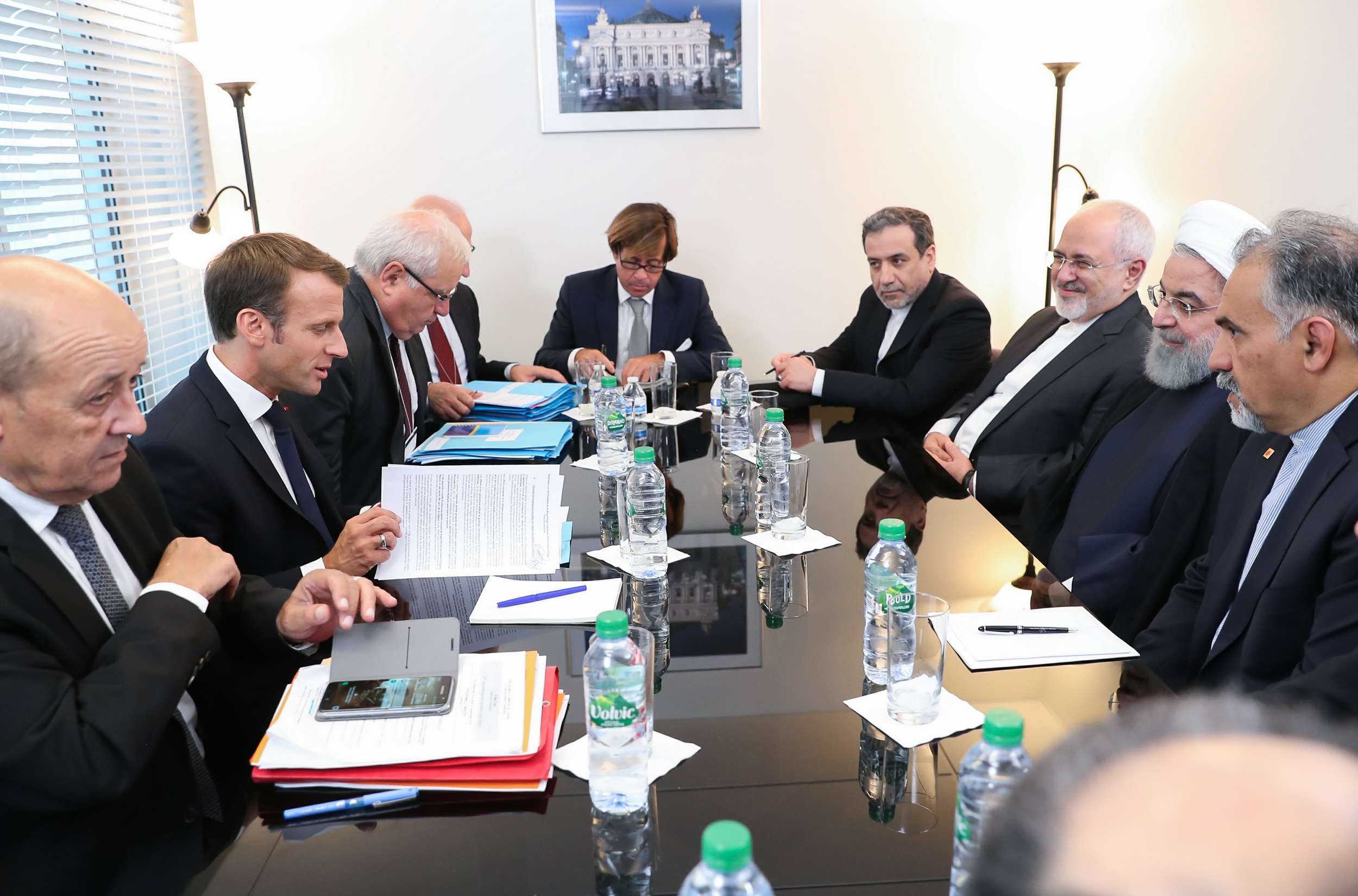 لقاء الرئيس الفرنسي ايمانويل ماكرون بنظيره الايراني حسن روحاني
