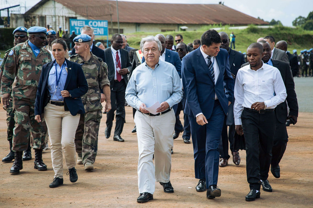 Secretary-General of the United Nations Antonio Guterres (C) arrives in Beni on the second day of his visit to the DRCongo