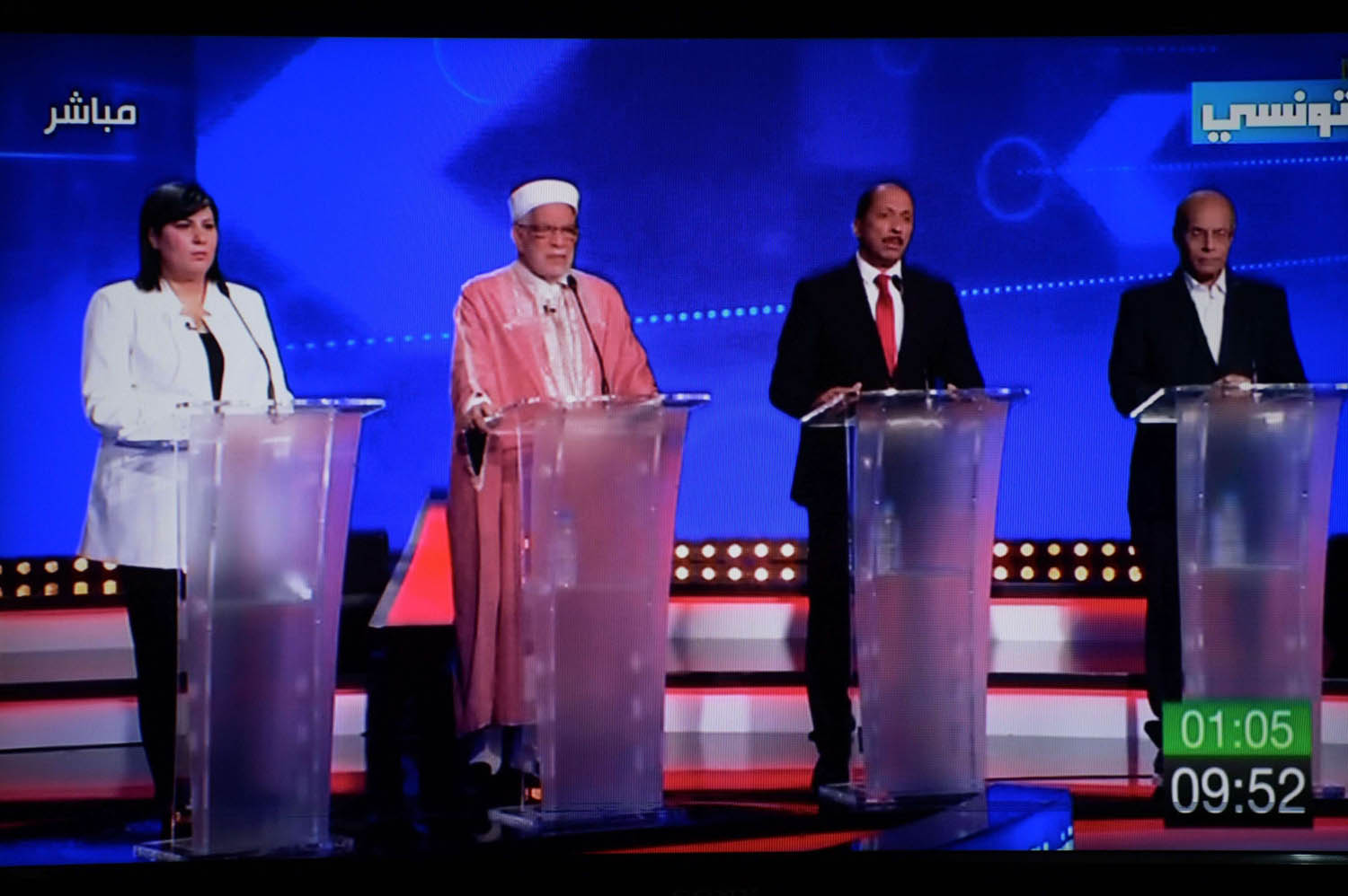 مرشحو الرئاسة في تونس في مناظرة تلفزيونية