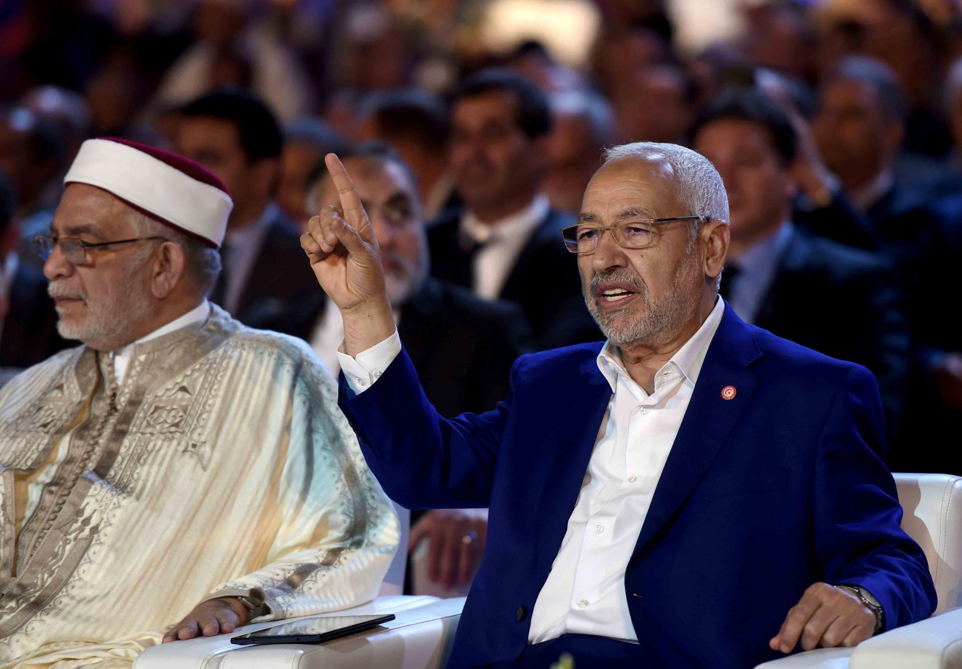 رئيس حركة النهضة راشد الغنوشي ونائبه عبدالفتاح مورو