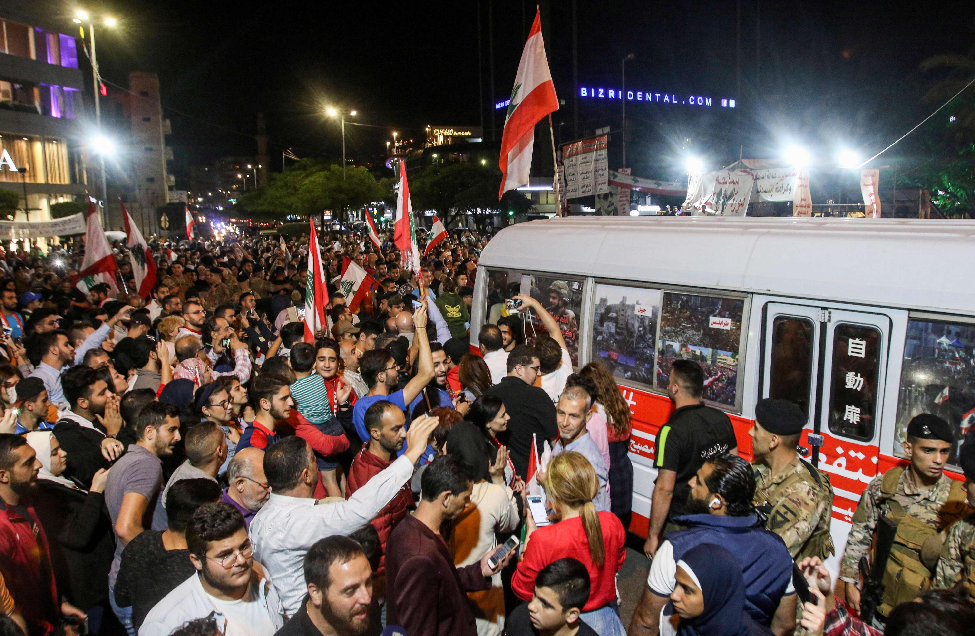 الحراك اللبناني متمسك بمطالب إسقاط النظام السياسي