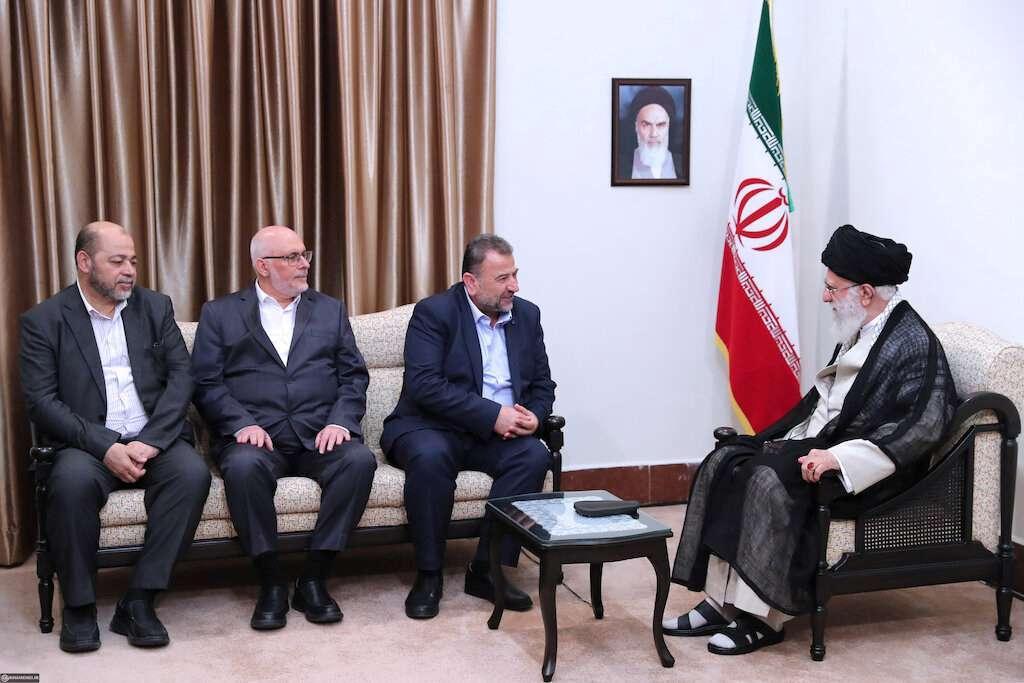 لقاء قادة من حماس بالمرشد الاعلى الايراني