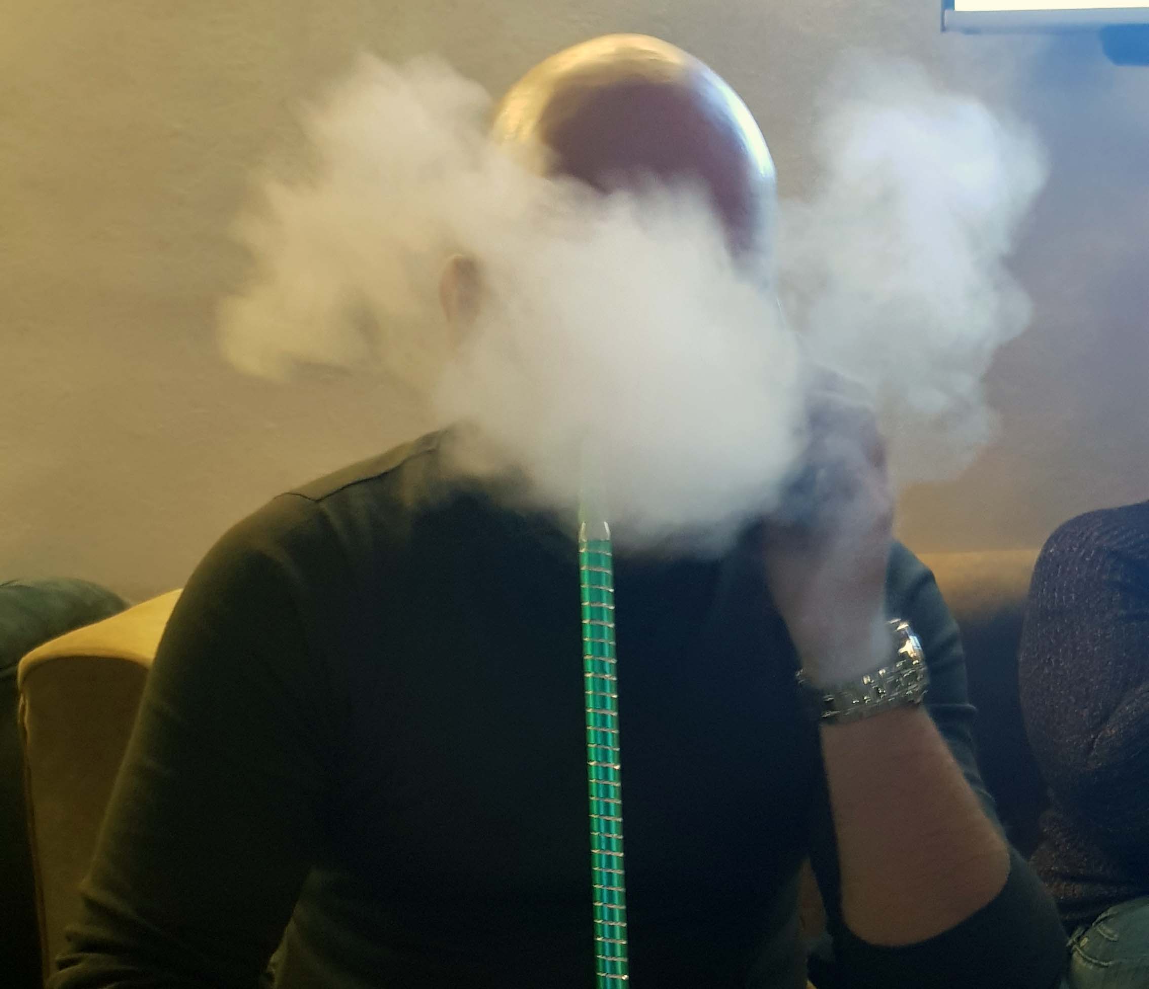 The WHO that an hour-long shisha session was equivalent to smoking 100-200 cigarettes