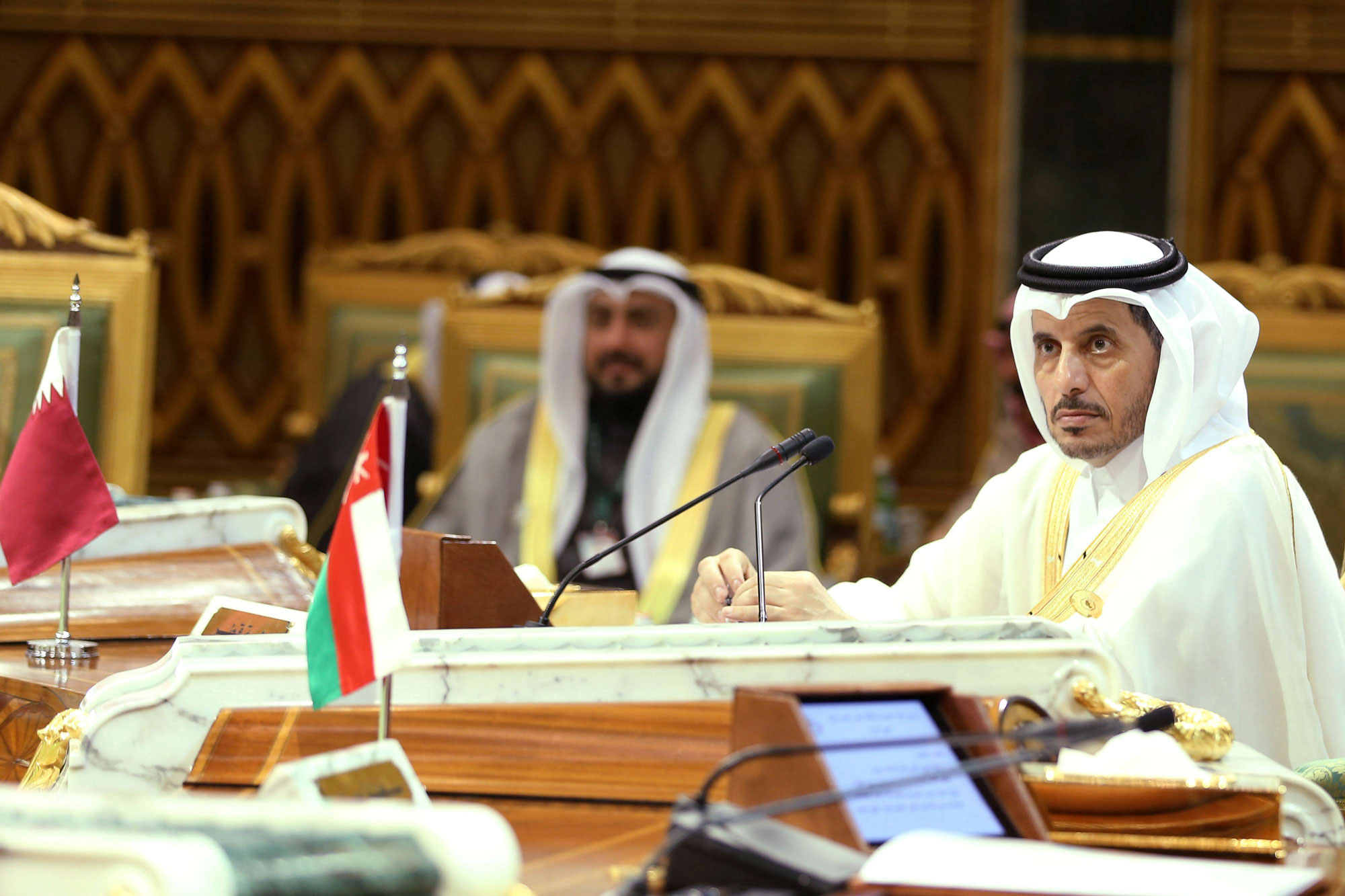 الشيخ عبدالله بن ناصر ترأس وفد قطر للقمة الخليجية