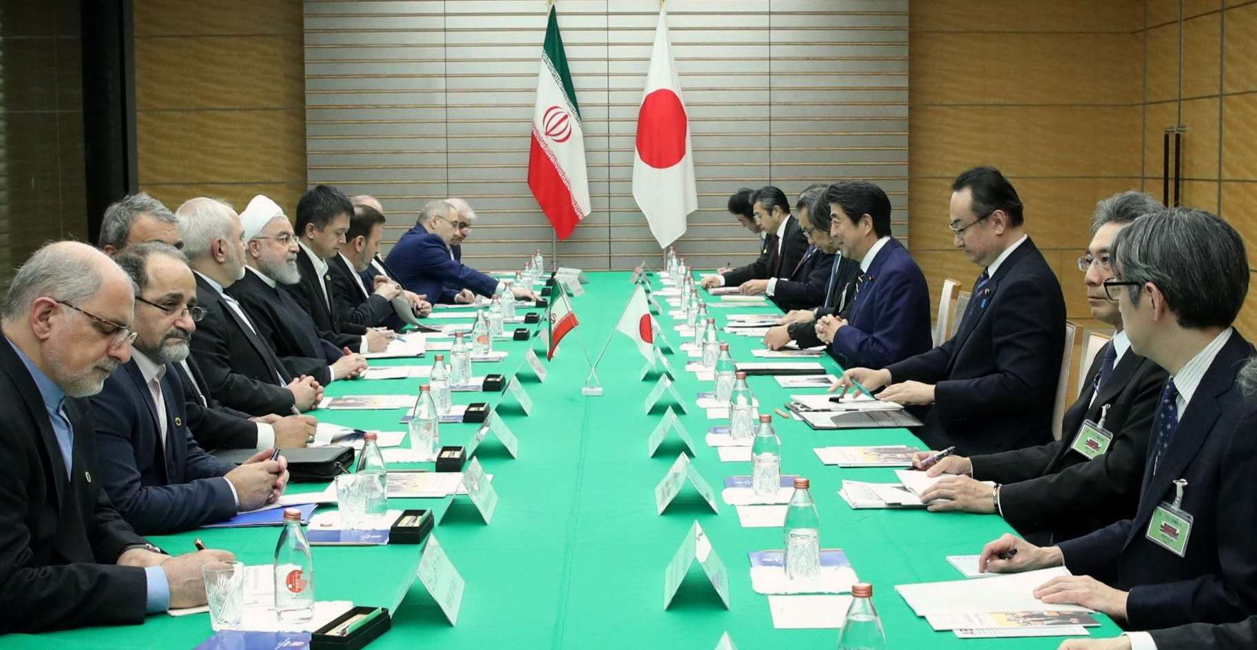 روحاني يبحث في طوكيو عن منفذ لتخفيف العقوبات الأميركية 