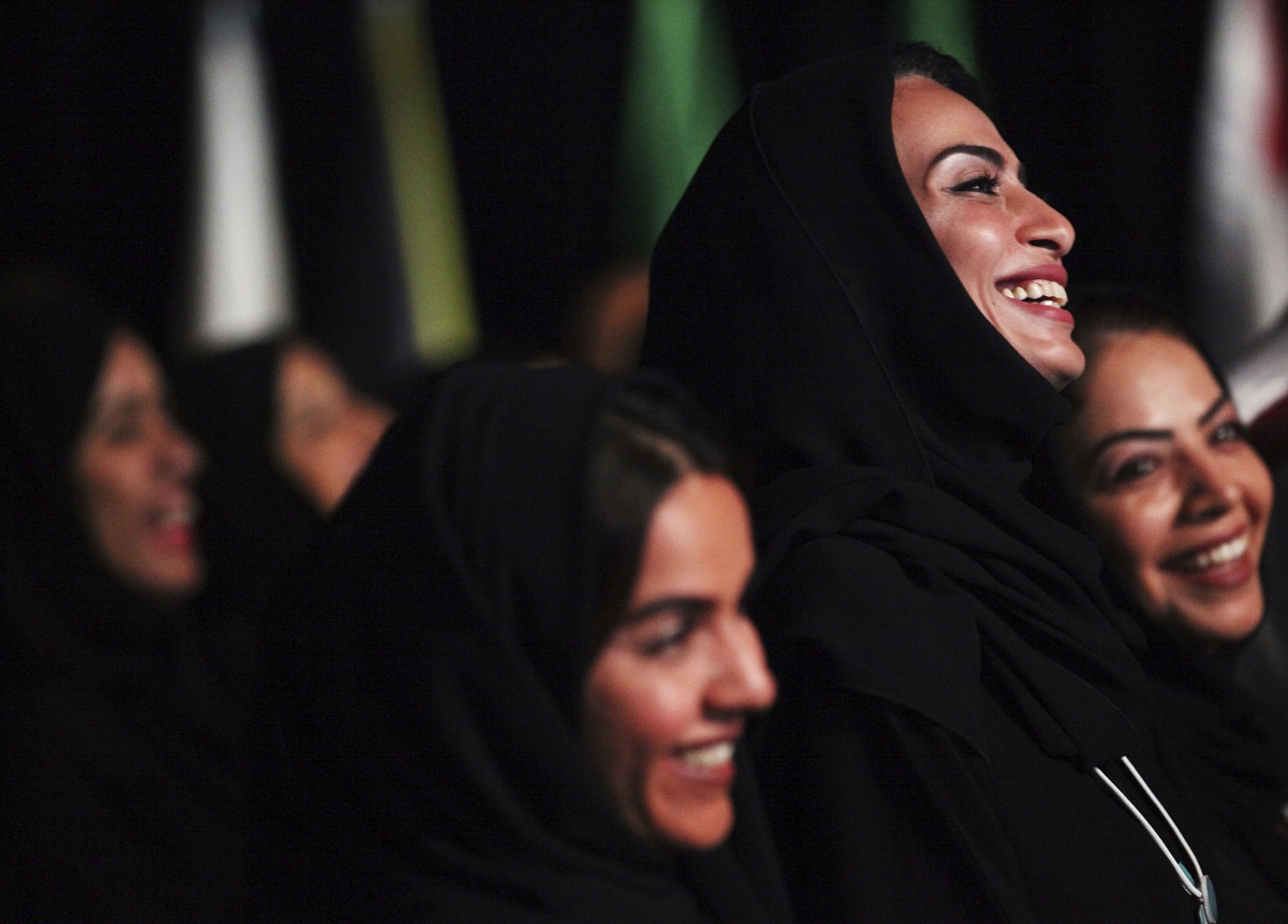 نساء إماراتيات يحضرن قمة الحكومة العالمية في دبي في فبراير 2019