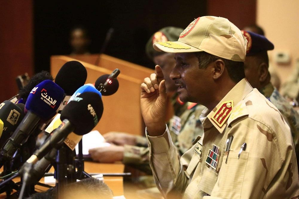 النائب الأول لرئيس مجلس السيادة الانتقالي في السودان محمد حمدان دقلو