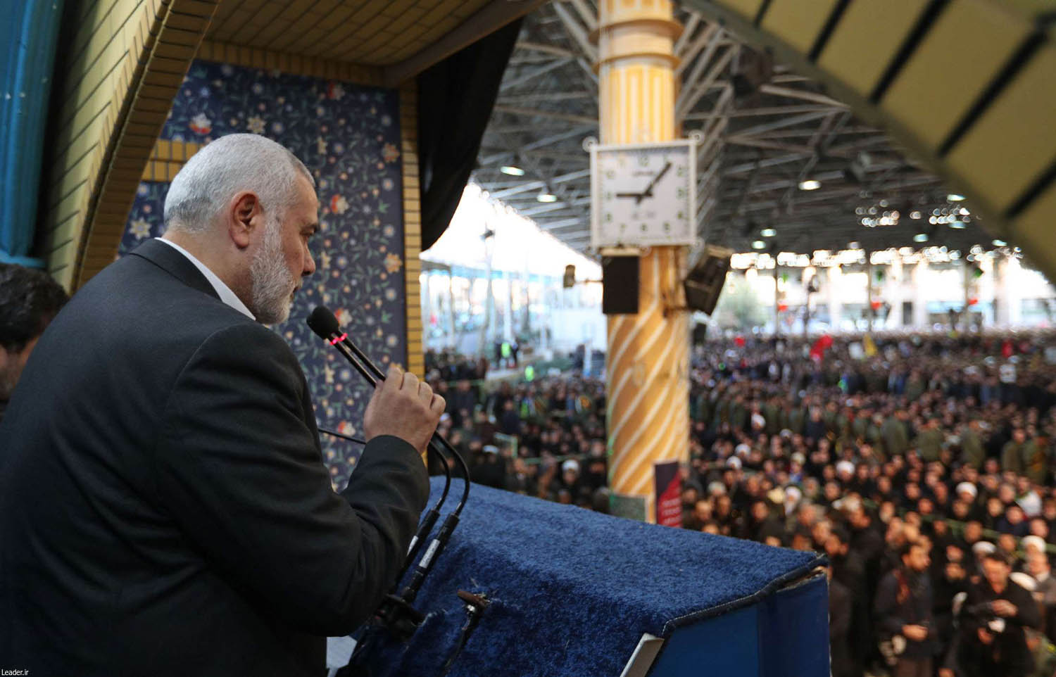 رئيس حركة حماس اسماعيل هنية يتحدث إلى تجمع في غزة