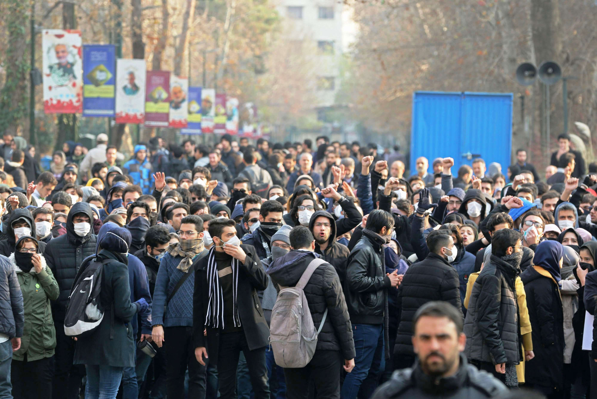 احتجاجات في ايران عقب اعتراف طهران باسقاط طائرة ركاب أوكرانية بـ"الخطأ"