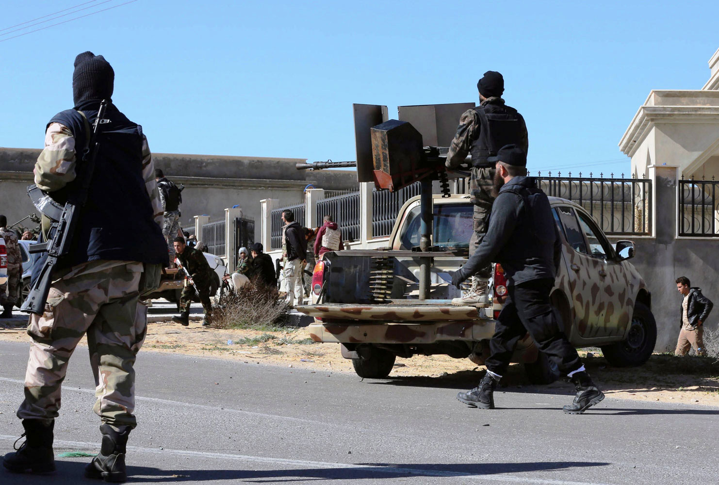 أردوغان يستعجل تدخلا عسكريا لانقاذ جماعة الاخوان وميليشياتها في ليبيا من السقوط