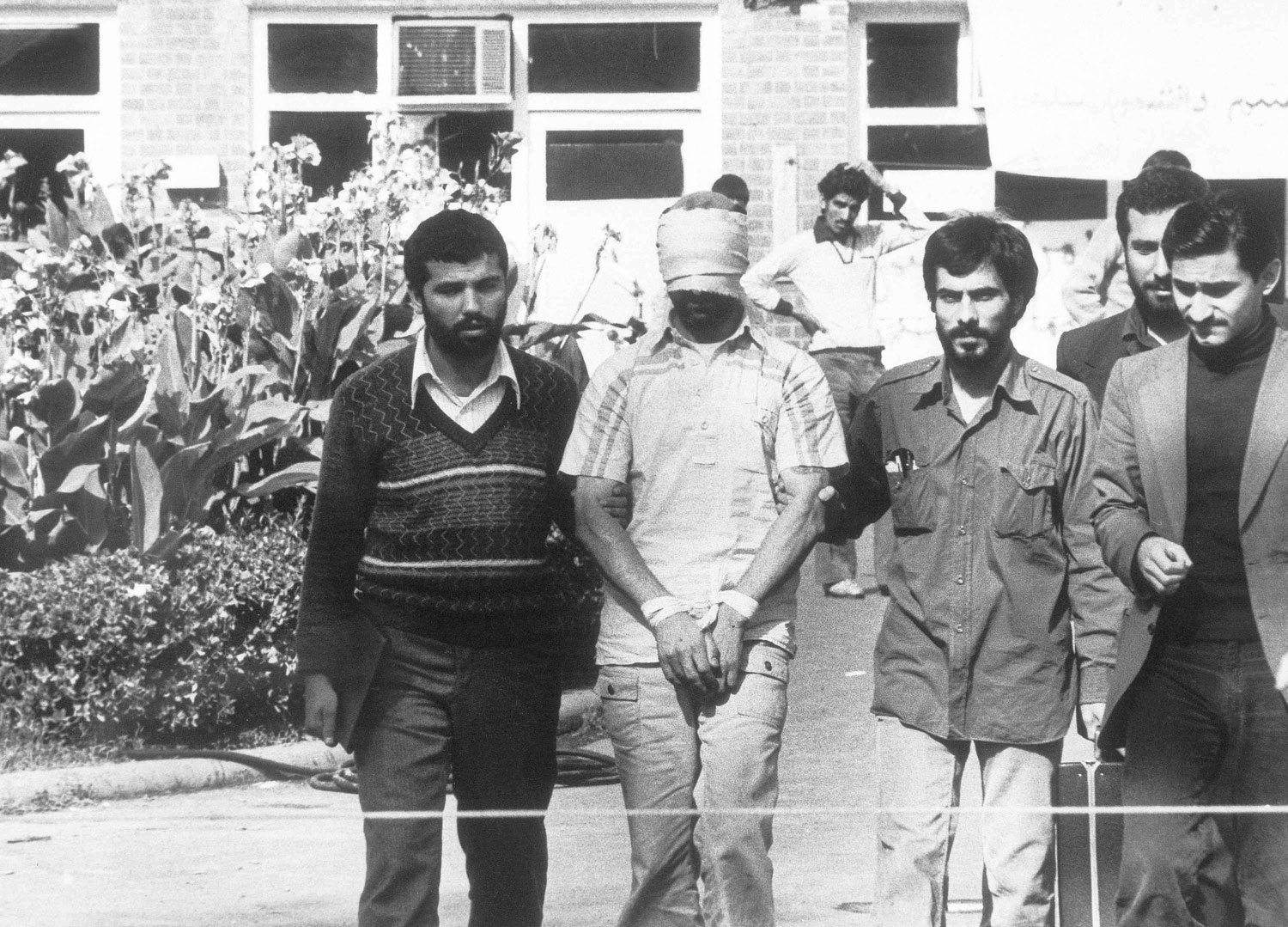 ايران لم تتوقف عن سياسة احتجاز الرهائن منذ حادثة السفارة الأميركية قبل 40 عاما