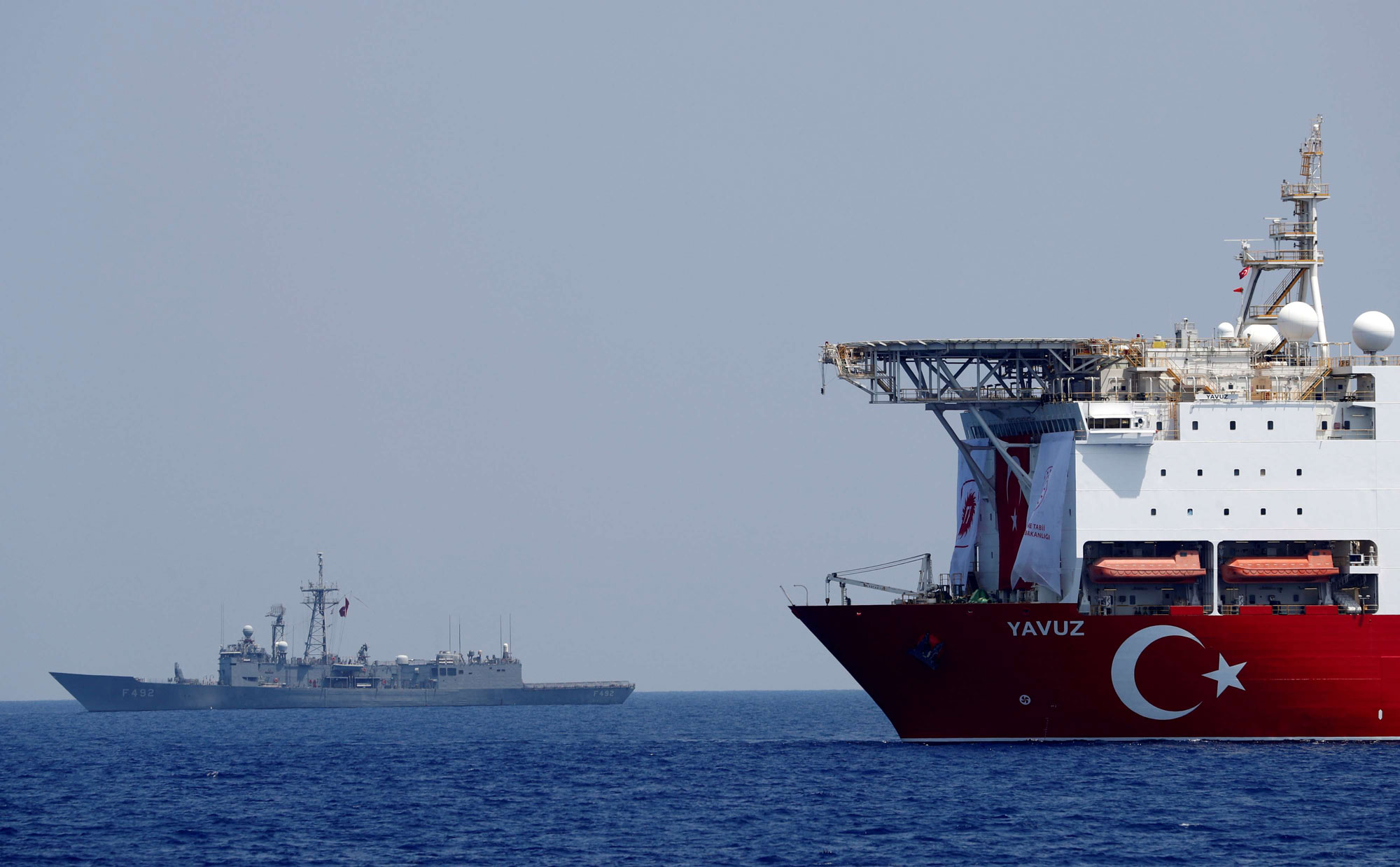 تركيا تسعى لتعزيز نفوذها في شرق المتوسط ضمن تنافس دولي محموم على الاستكشافات النفطية
