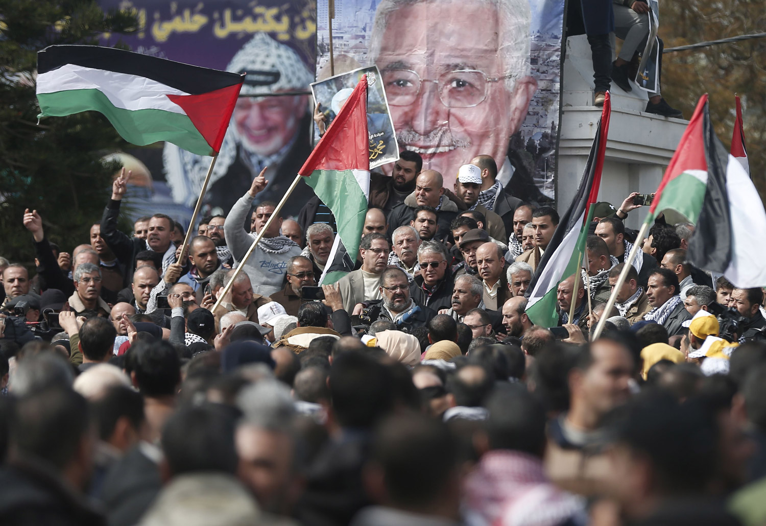 الانقسام السياسي الداخلي يضعف استرجاع الشعب الفلسطيني حقوقه