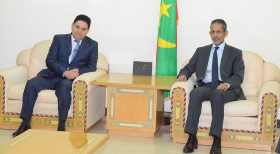 Moroccan FM Nasser Bourita (L) held talks with his Mauritanian PMIsmaïl Bedde Cheikh 