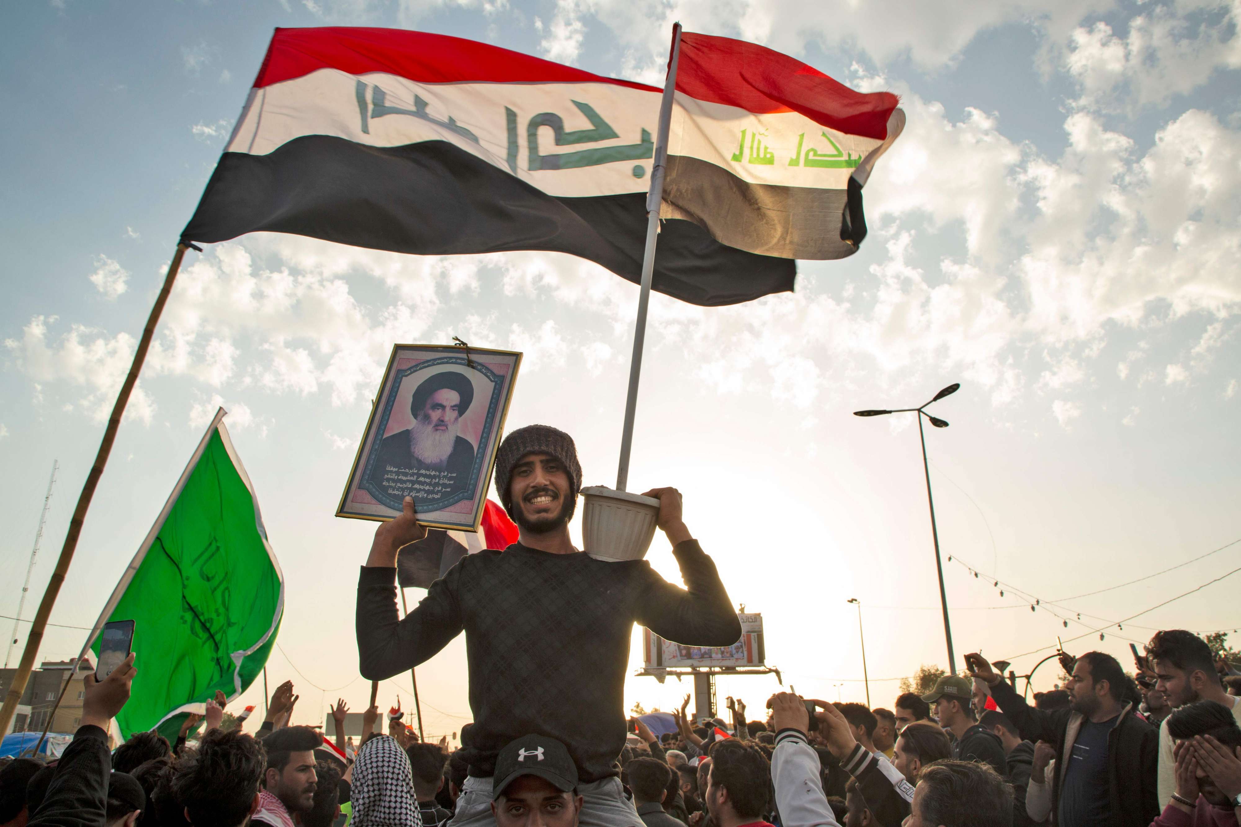 السيستاني لمح لتاييده للمتظاهرين في مواجهة العنف ضدهم