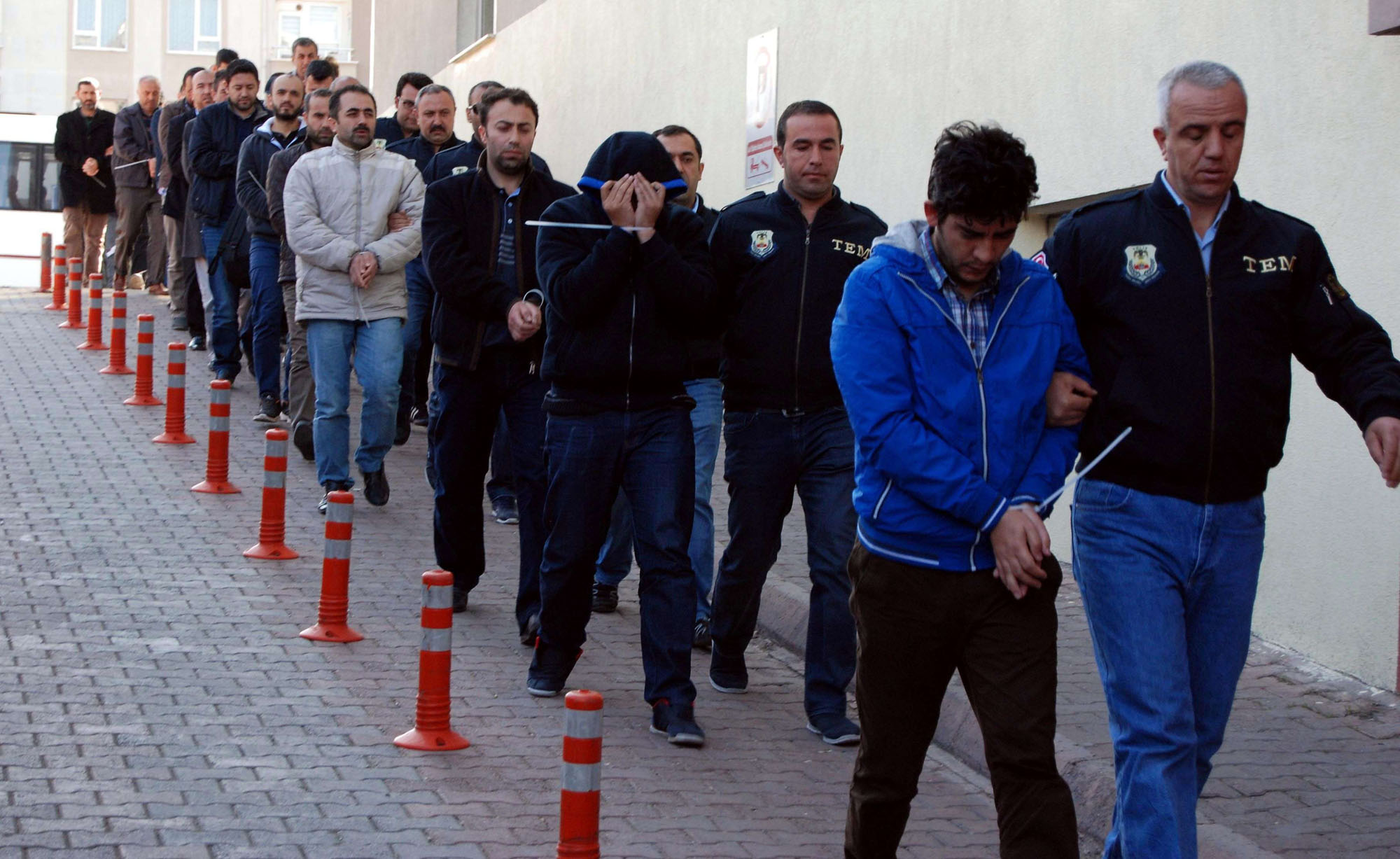 تركيا سجنت 80 الفا بتهمة دعم المحاولة الانقلابية