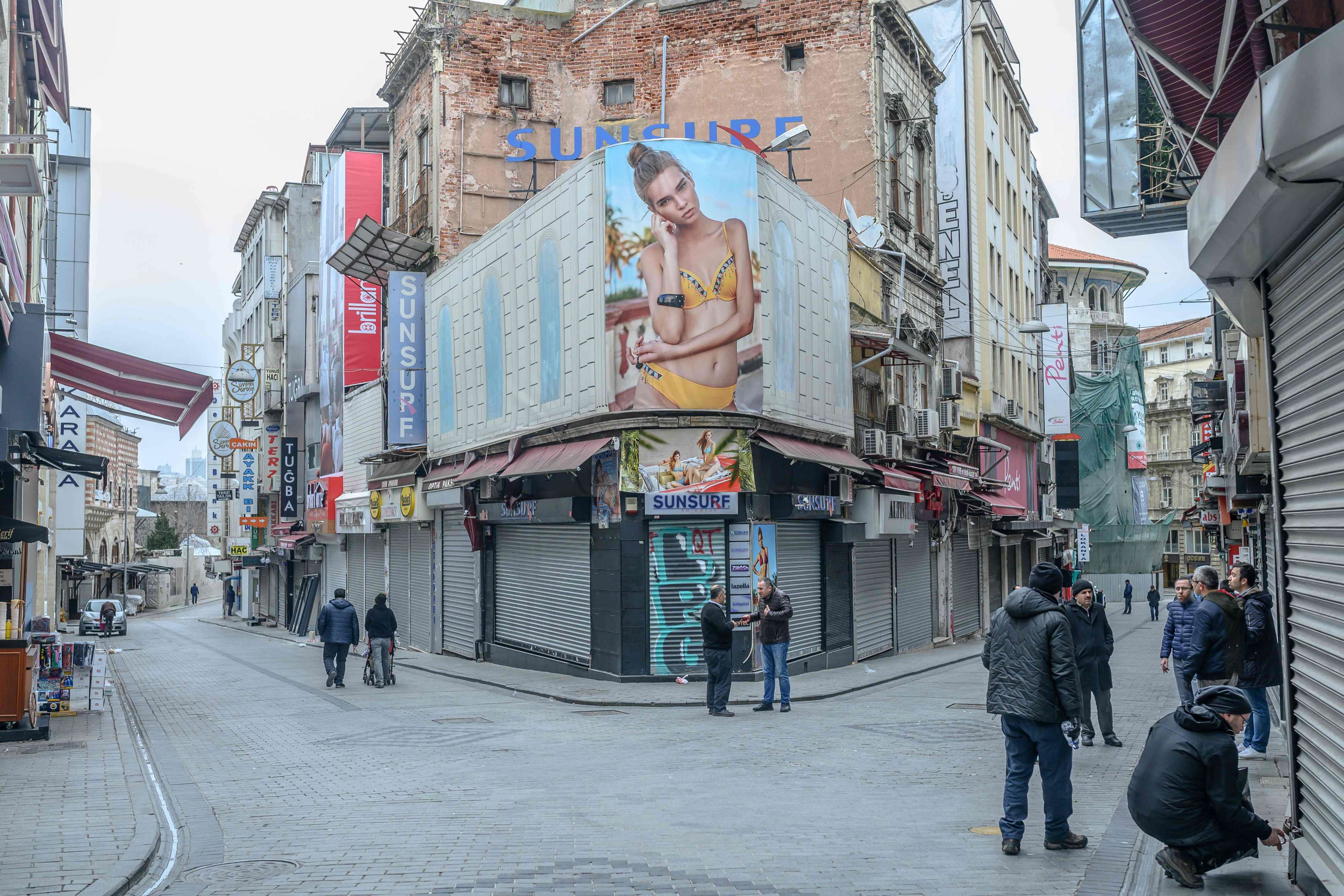 اتراك تورطوا في عملية الاغتيال في شوارع اسطنبول