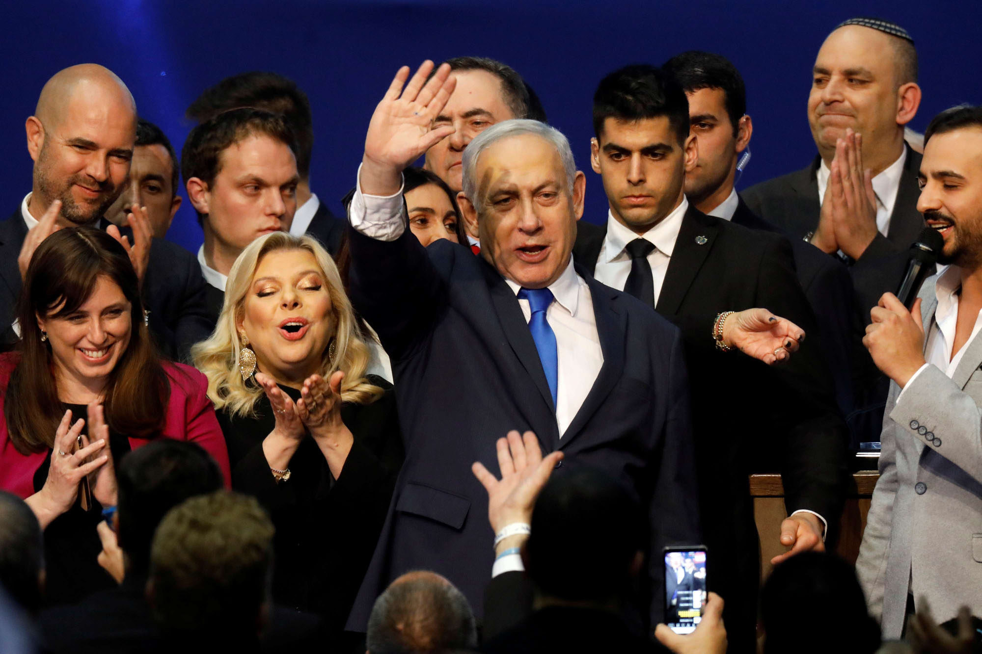 نتانياهو يريد المثول امام القضاء من موقع قوة
