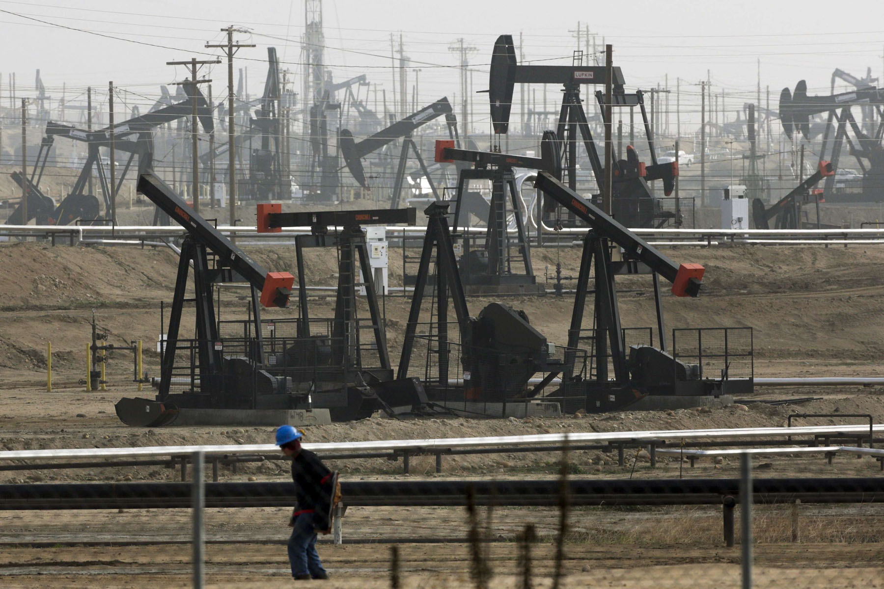 وكالة الطاقة الدولية: اول انكماش في الطلب على النفط منذ 2009 بسبب كورونا