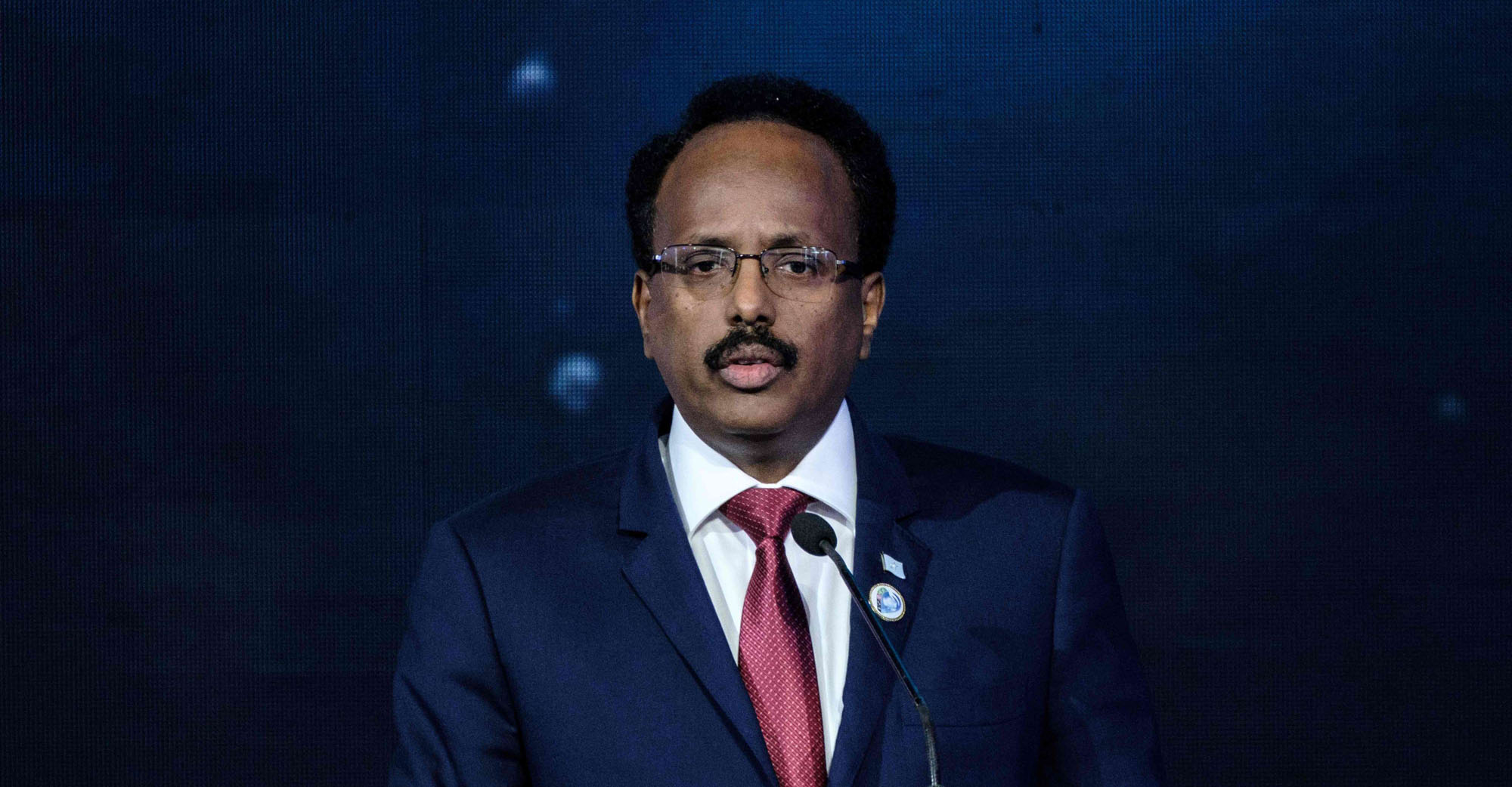الرئيس الصومالي يعاني من وجود أقاليم مستقرة!
