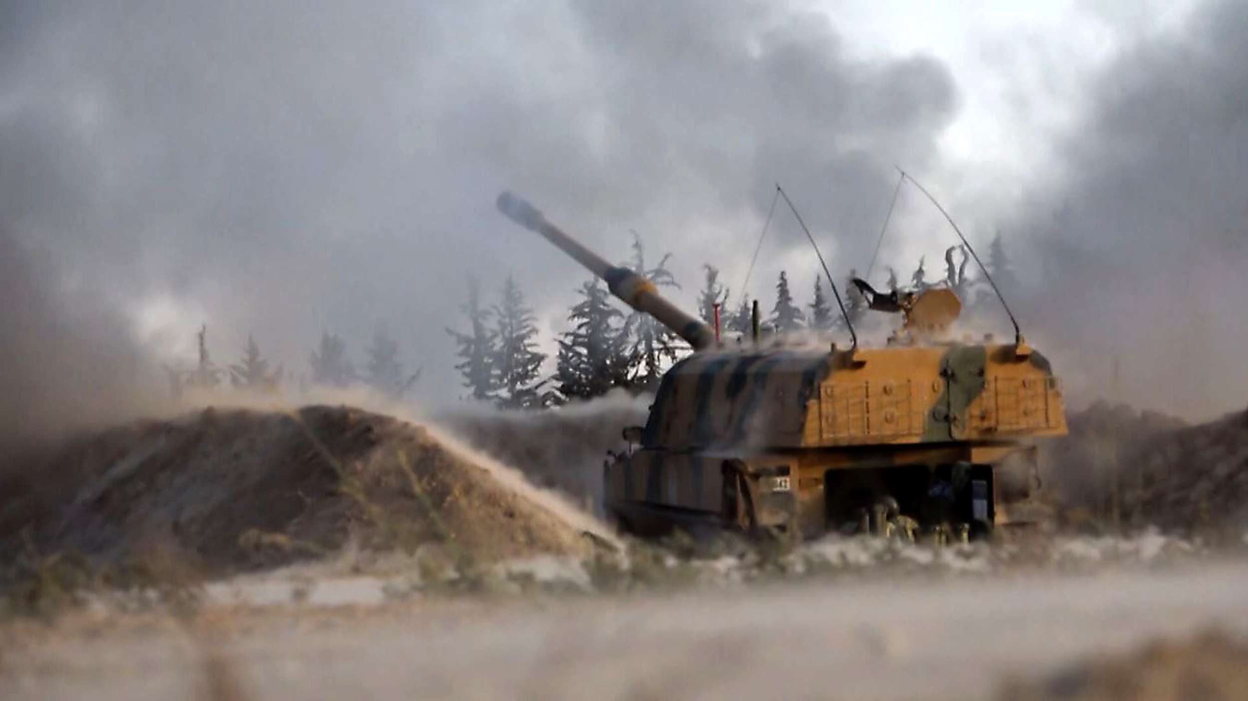 تصعيد في ادلب بين القوات التركية والقوات السورية