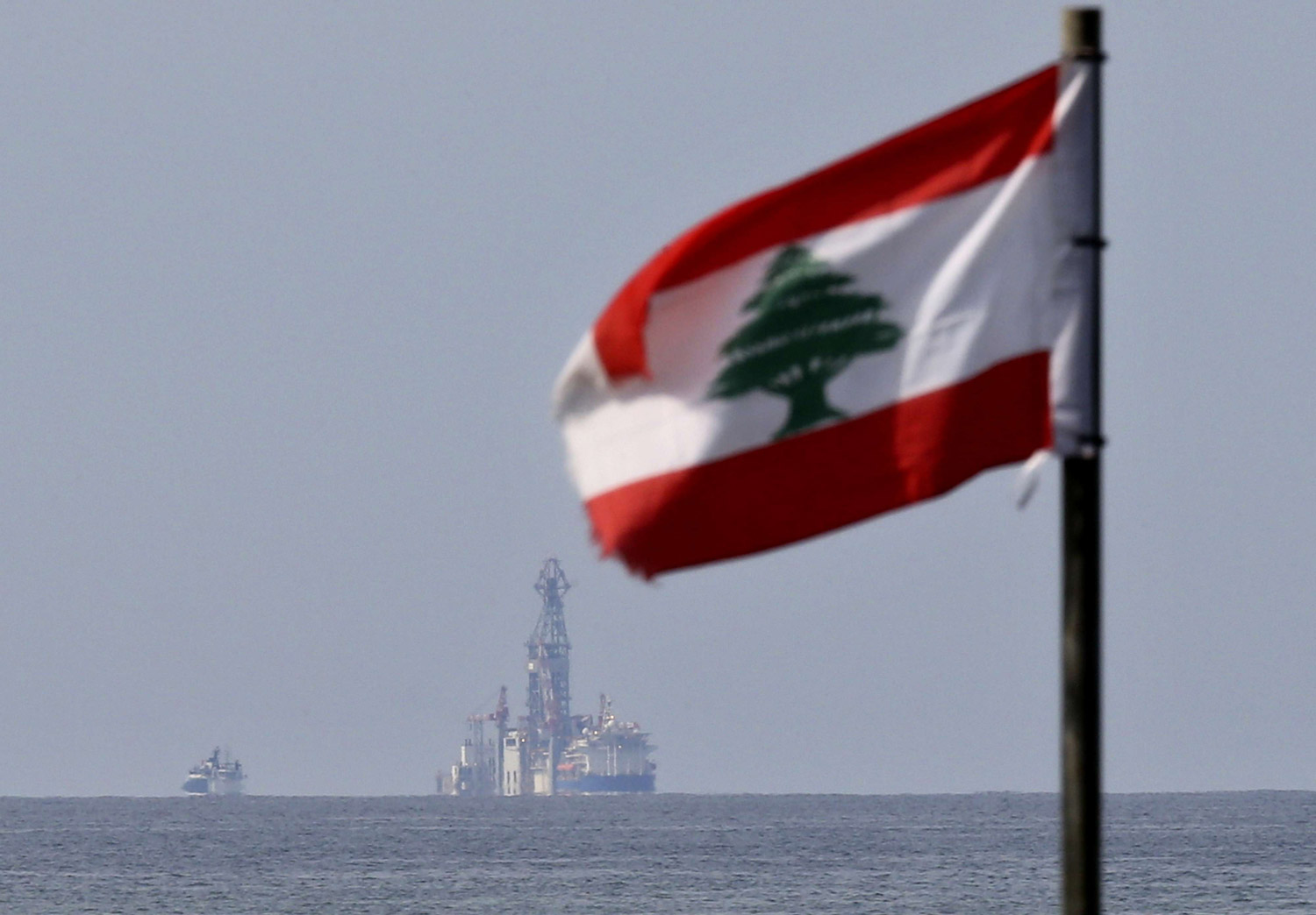 نتائج الحفر في الرقعة 4 تشير لوجود الغاز في مياه لبنان الإقليمية