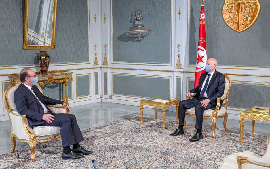 الرئيس التونسي قيس سعيد ورئيس الحكومة الياس الفخفاخ