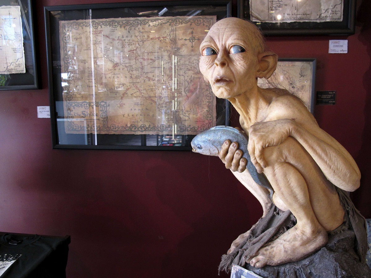 تمثال للمسخ غولوم أشهر شخصيات افلام "سيد الخواتم"
