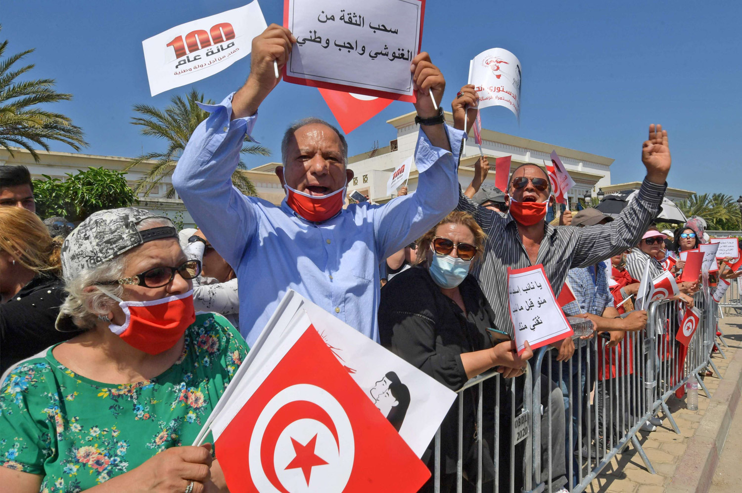 جمع 73 توقيعا في البرلمان كفيل بعزل رئيس حركة النهضة