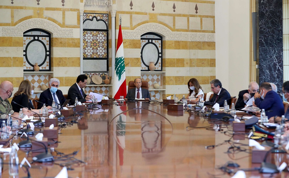 حكومة دياب تنفرط في أعقاب انفجار بيروت
