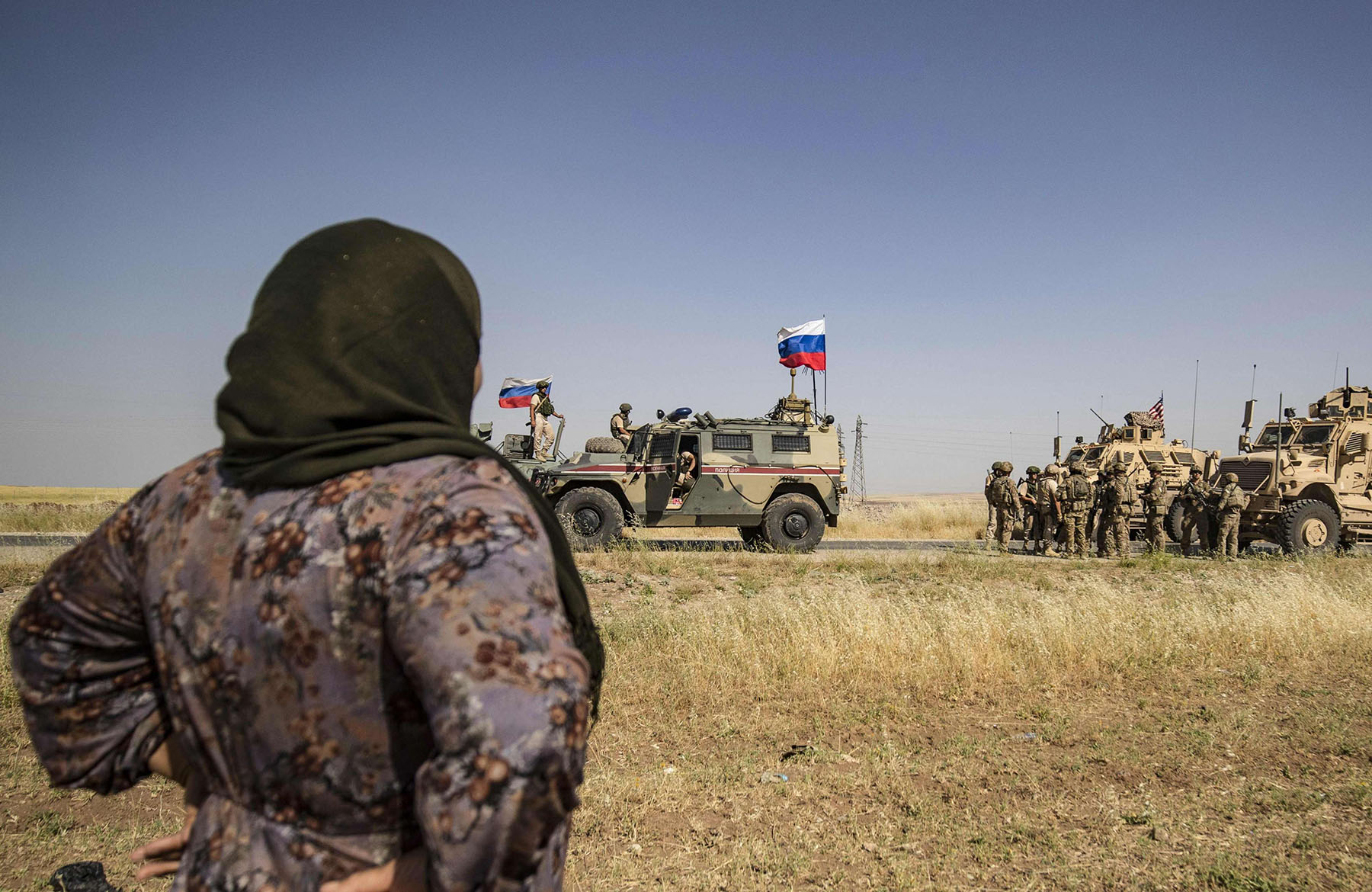 على ارض سوريا قوات اميركية وروسية وتركية وايرانية 'لن تسمح بانتصار أي طرف'