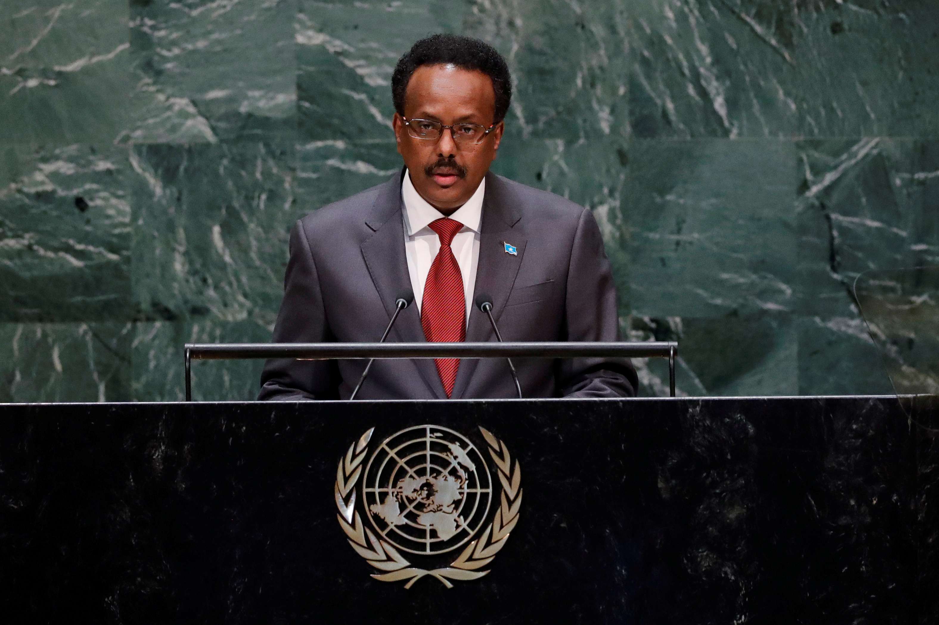  الرئيس الصومالي محمد عبد الله محمد 
