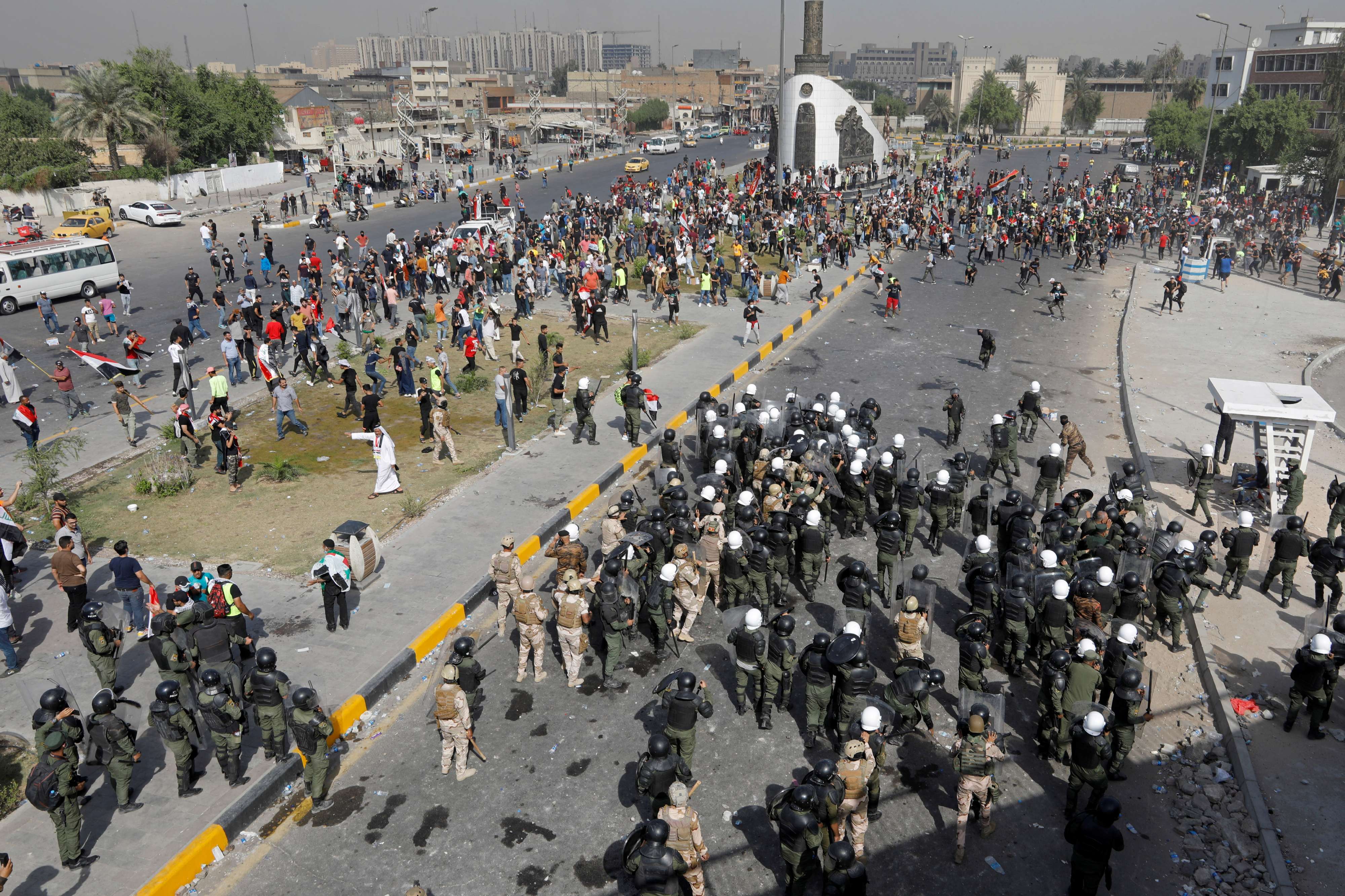 الشارع العراقي يعود إلى مربع الاحتجاجات العنيفة