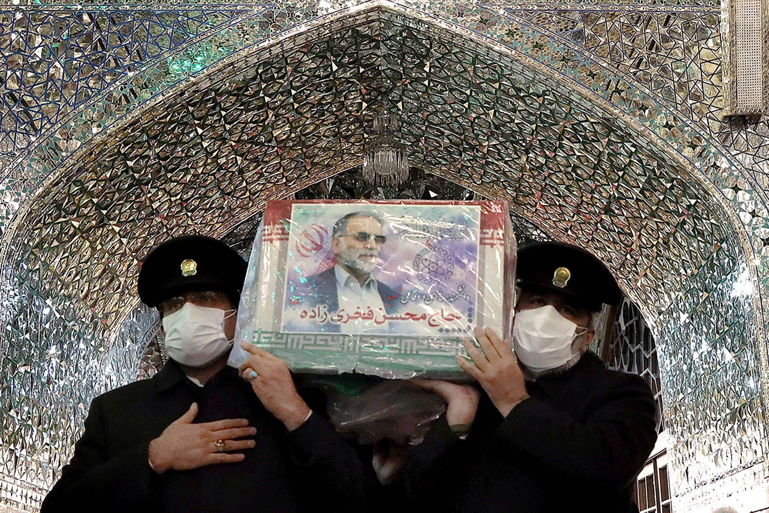 مراسم تشييع للعالم النووي الإيراني محسن فخري زادة في مشهد