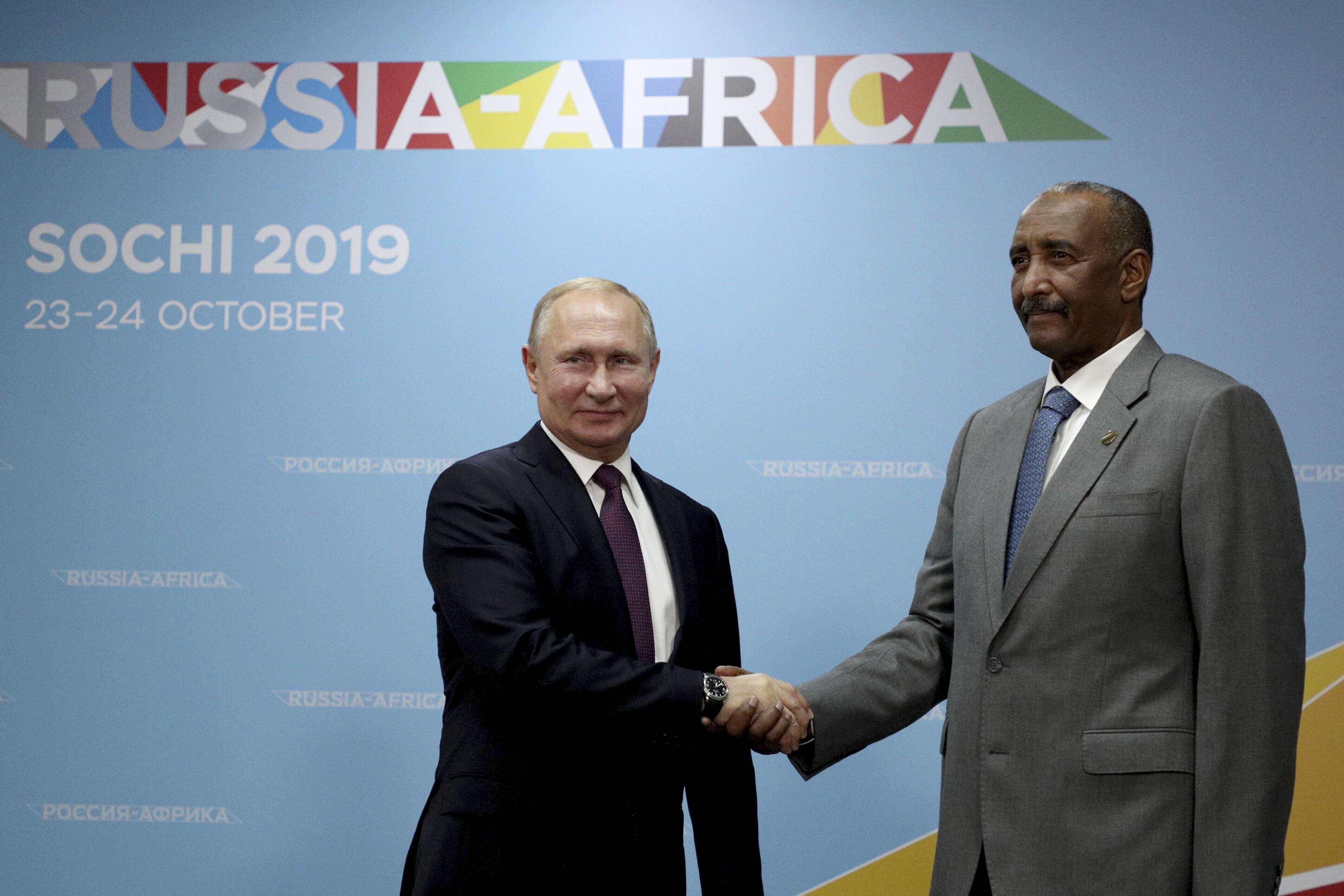 بوتين تعهد بدعم السودان لتطبيع الوضع السياسي الداخلي 