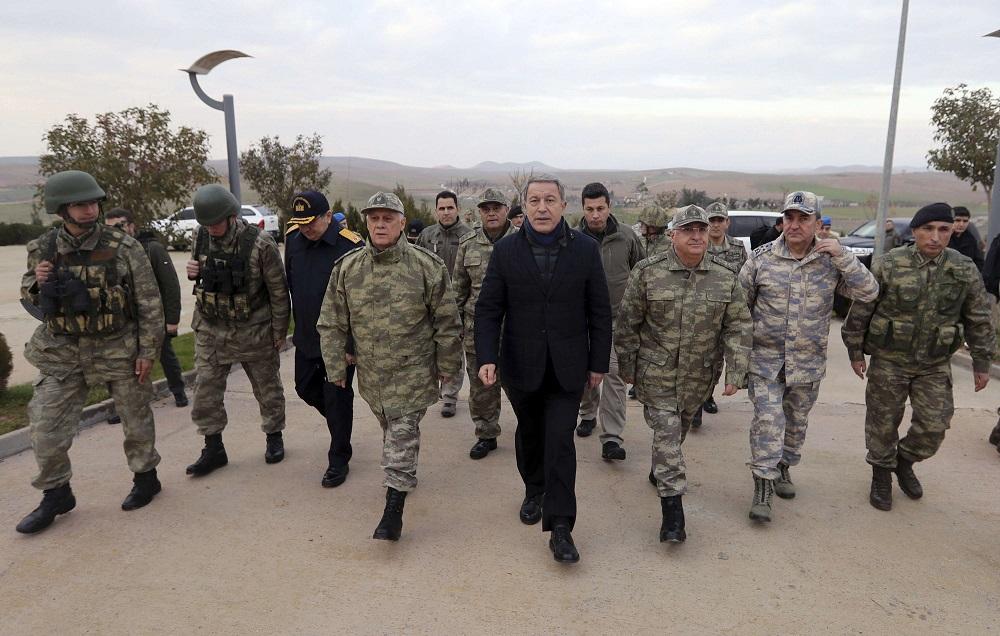 اردوغان يريد تجريد الجيش التركي من علمانيته عبر تغيير المناهج العسكرية