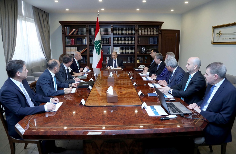 لبنان يتقلب بين ازمة وأخرى مع طبقة سياسية تأبي الرحيل